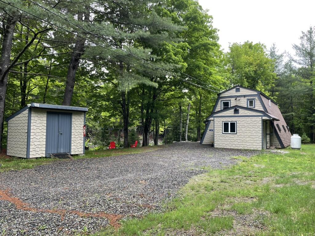 1011 Little Poplar Stream Road Property Photo 7