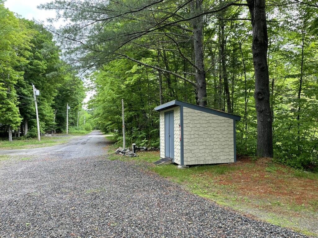1011 Little Poplar Stream Road Property Photo 11
