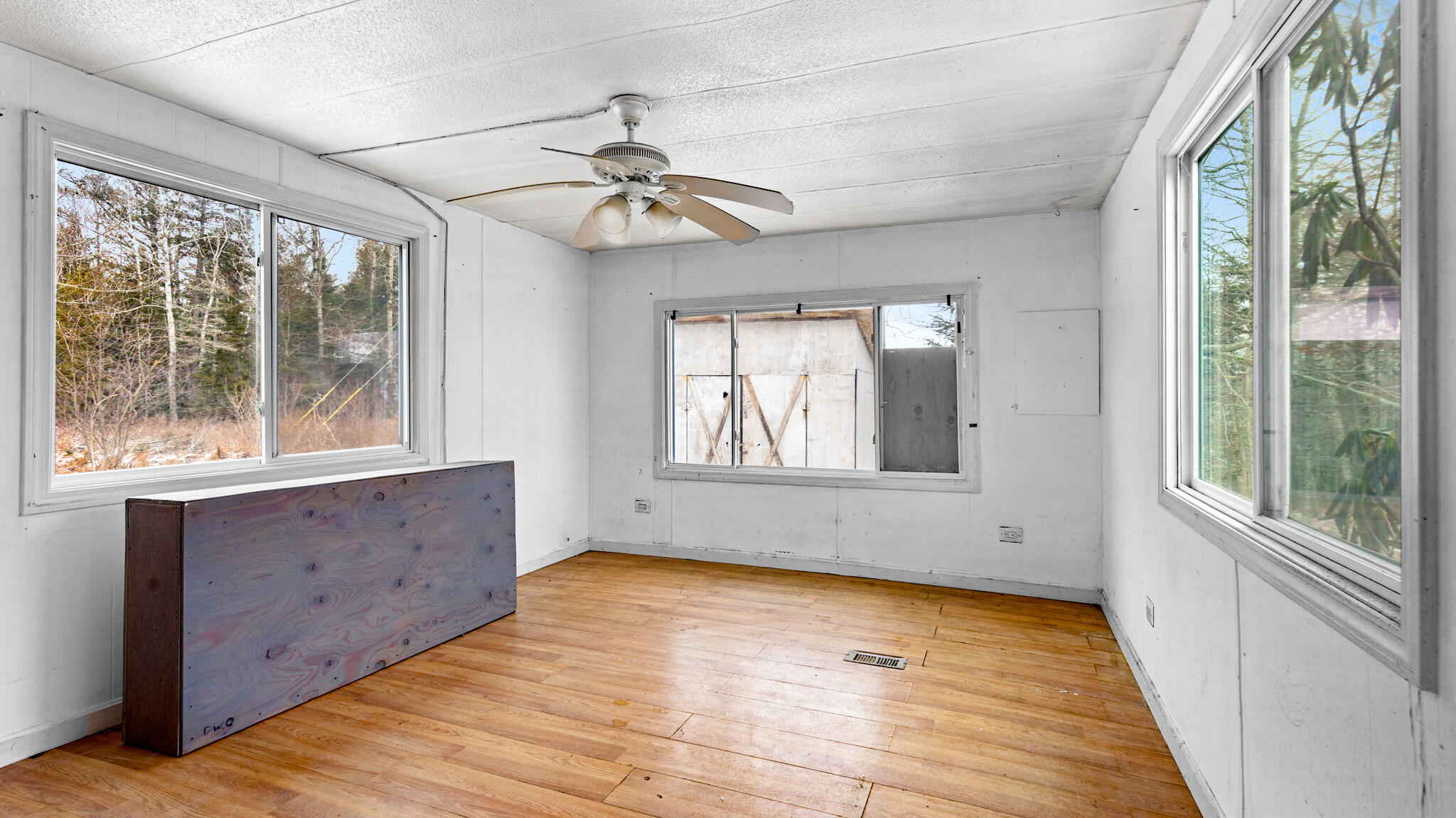 282 Gary Moore Road Property Photo 4