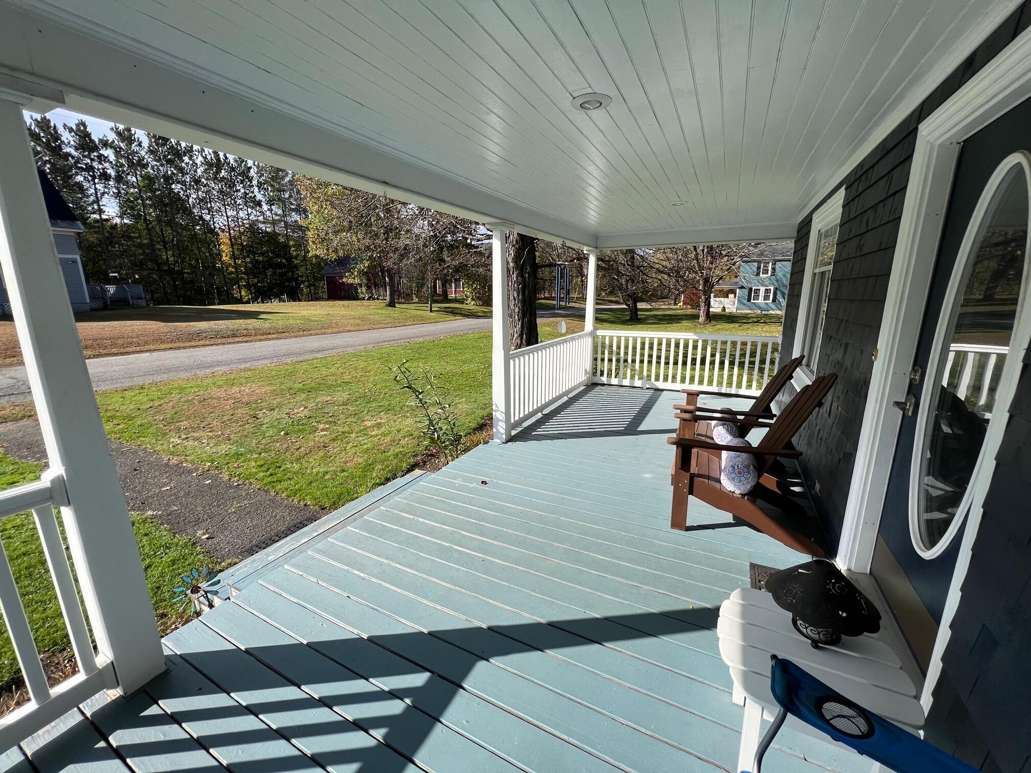18 Riverside Terrace Property Photo 3
