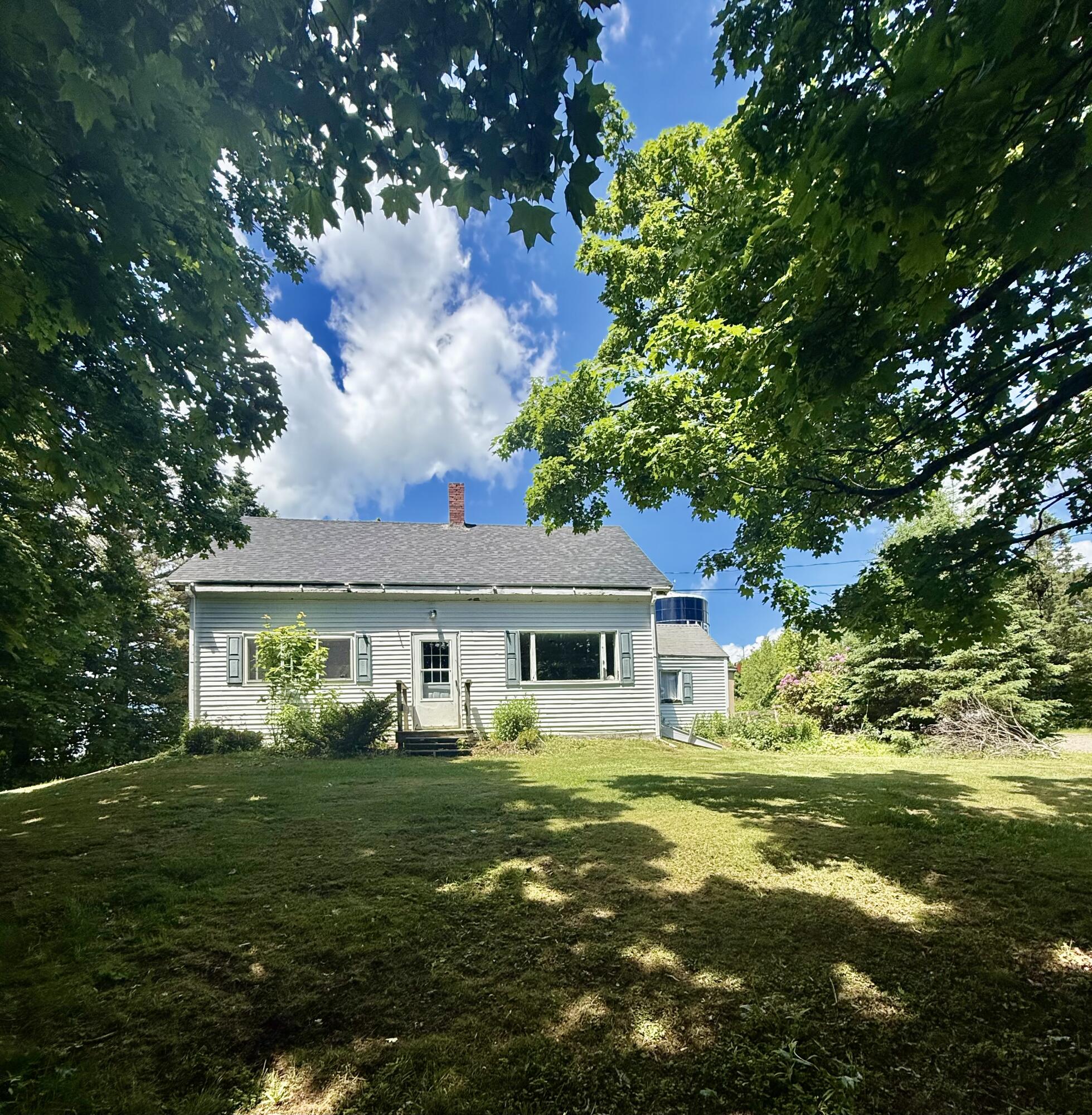 6 Case Drive Property Photo 2