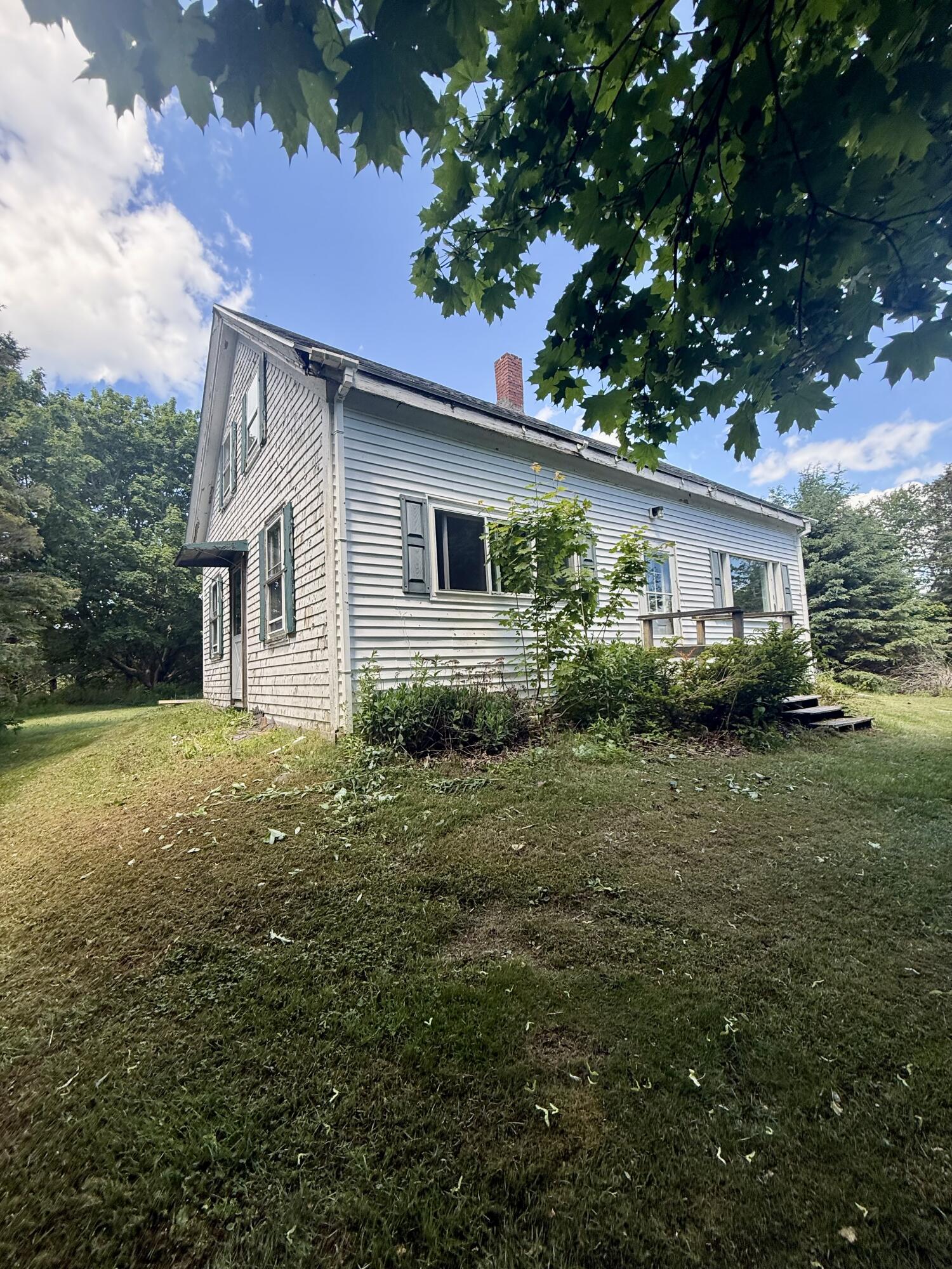 6 Case Drive Property Photo 3