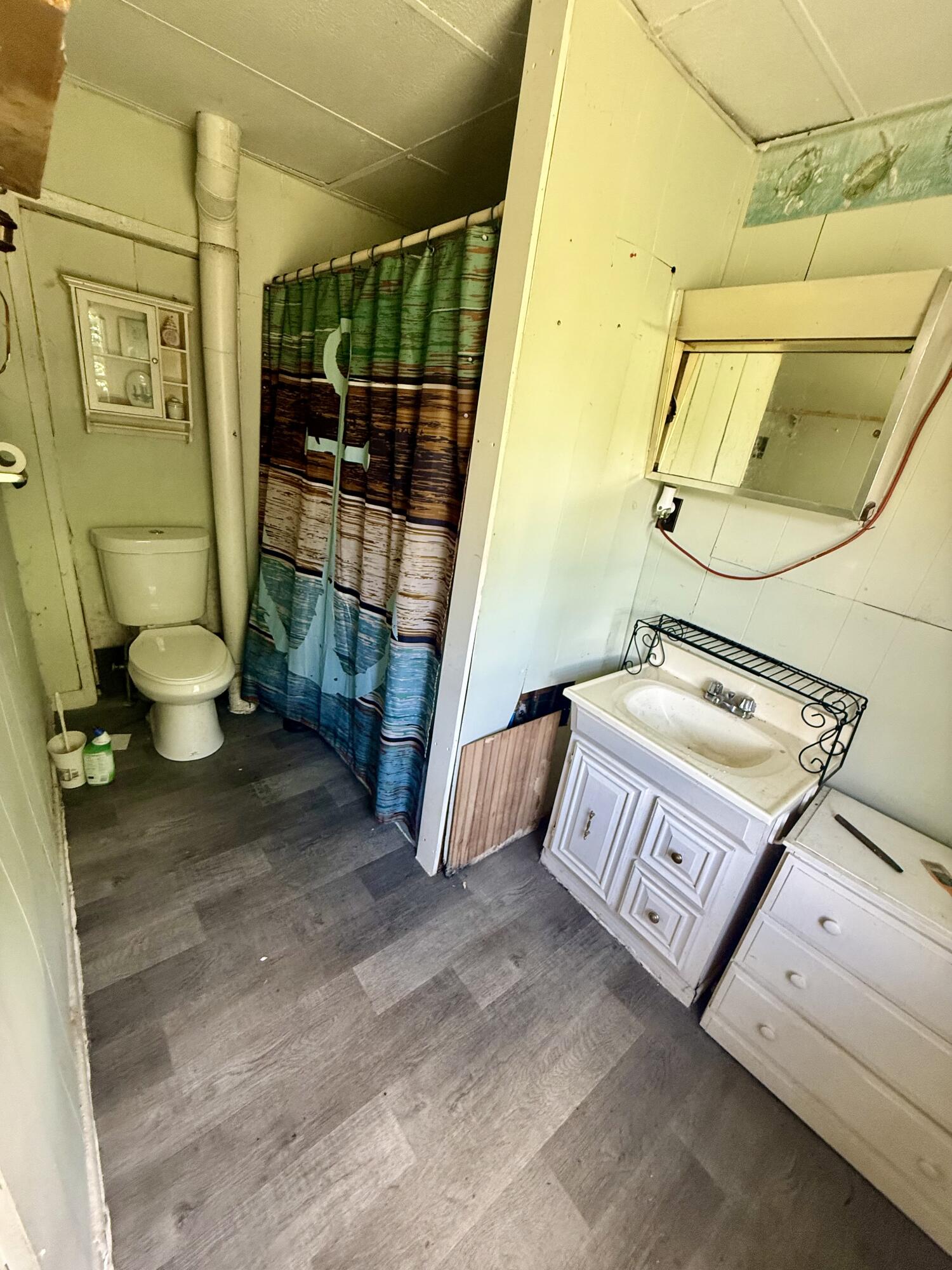 6 Case Drive Property Photo 11