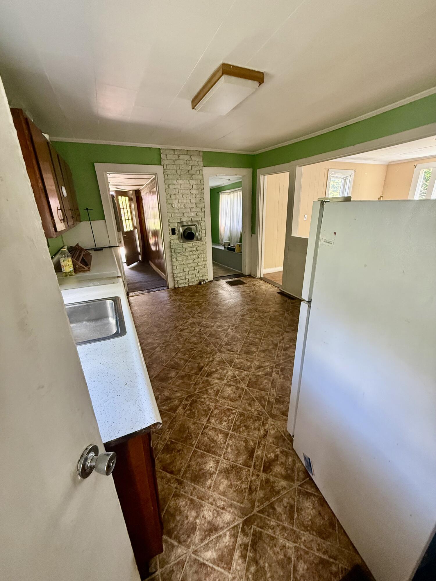 6 Case Drive Property Photo 13