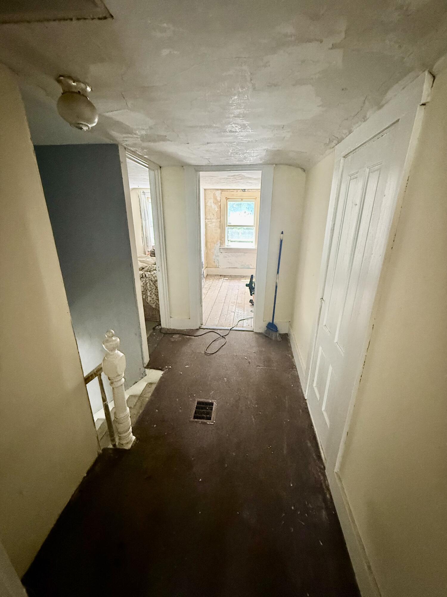 6 Case Drive Property Photo 24