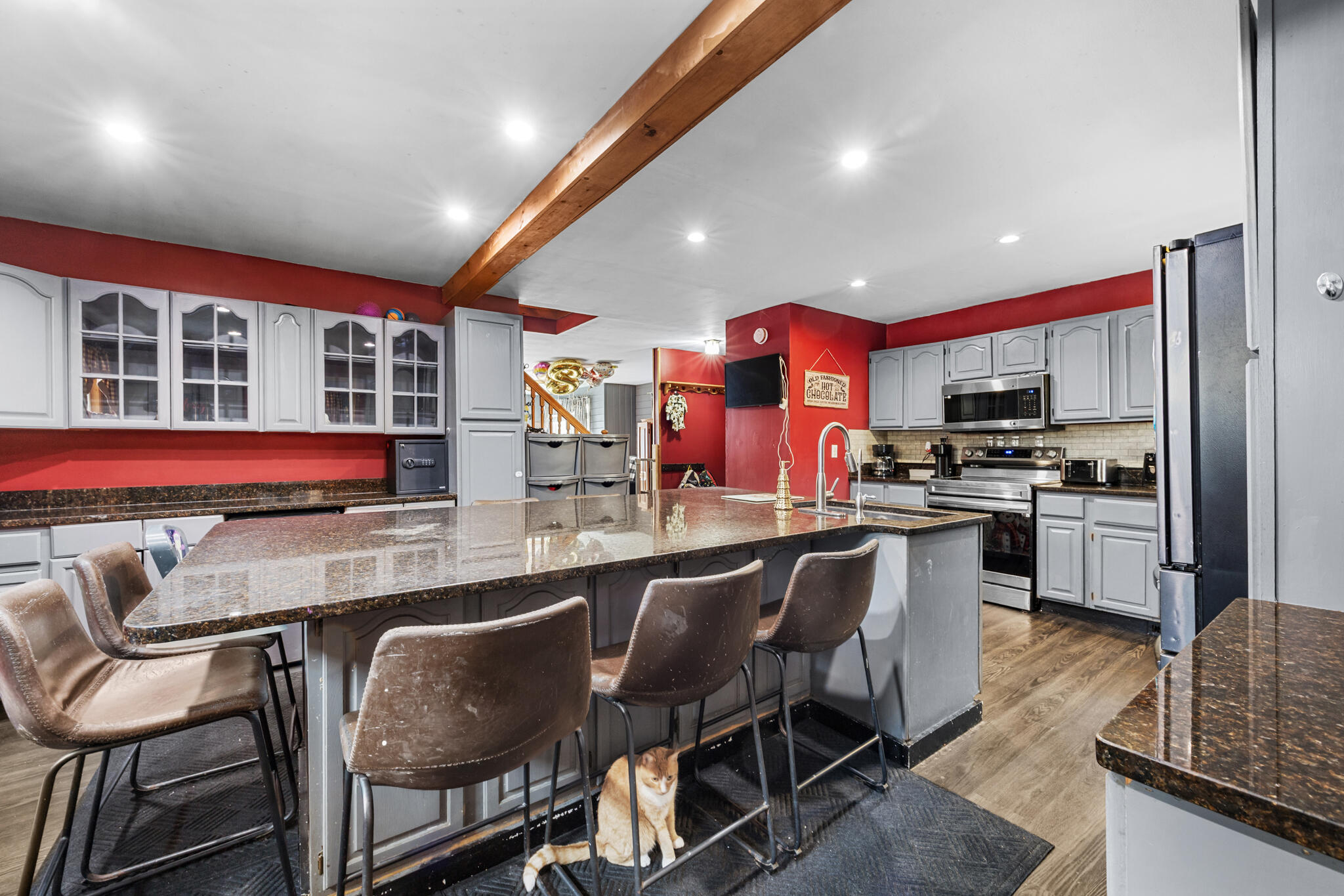 104 N Bend Road Property Photo 8