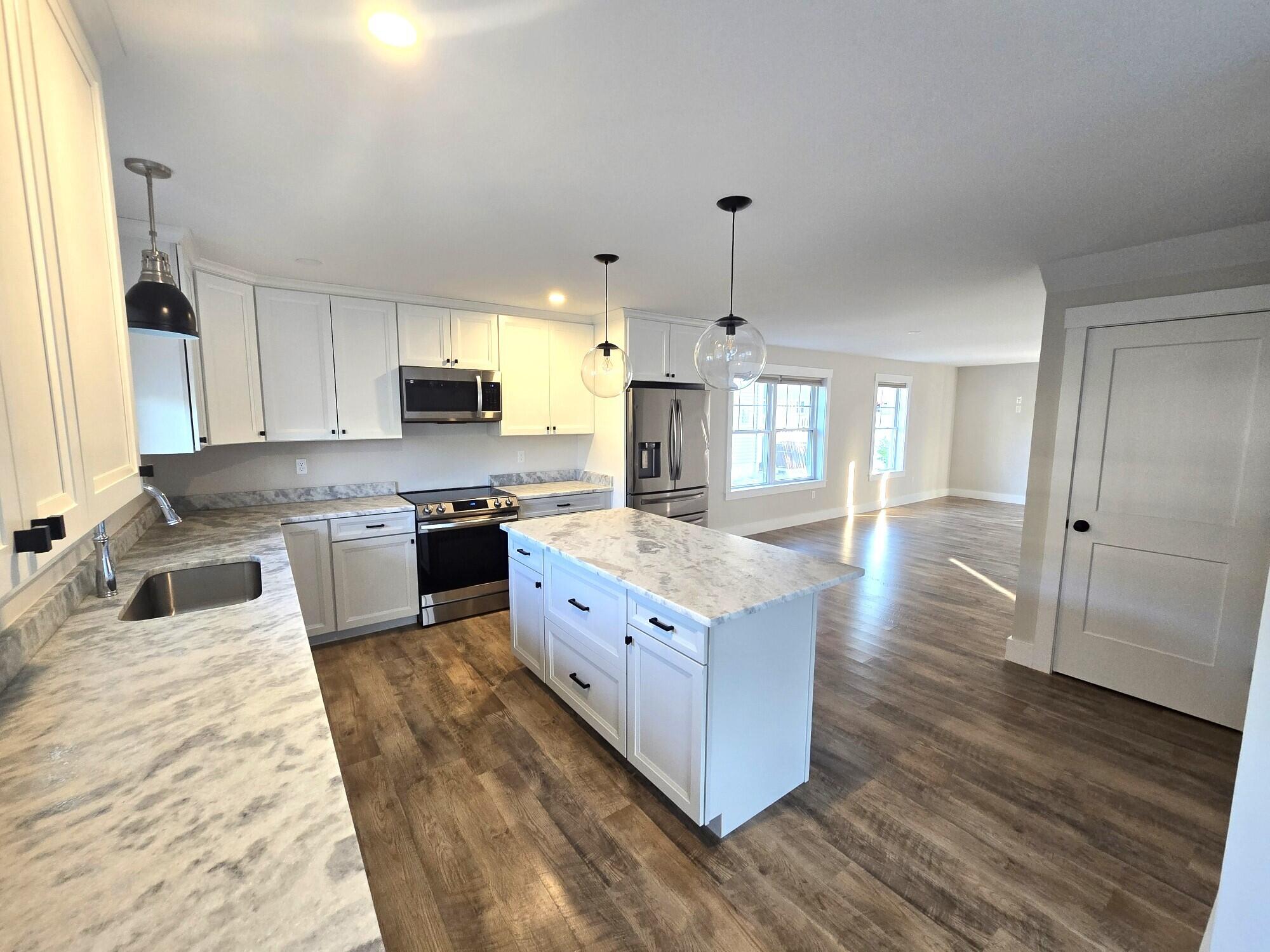 4 Mickelson Way Property Photo 9