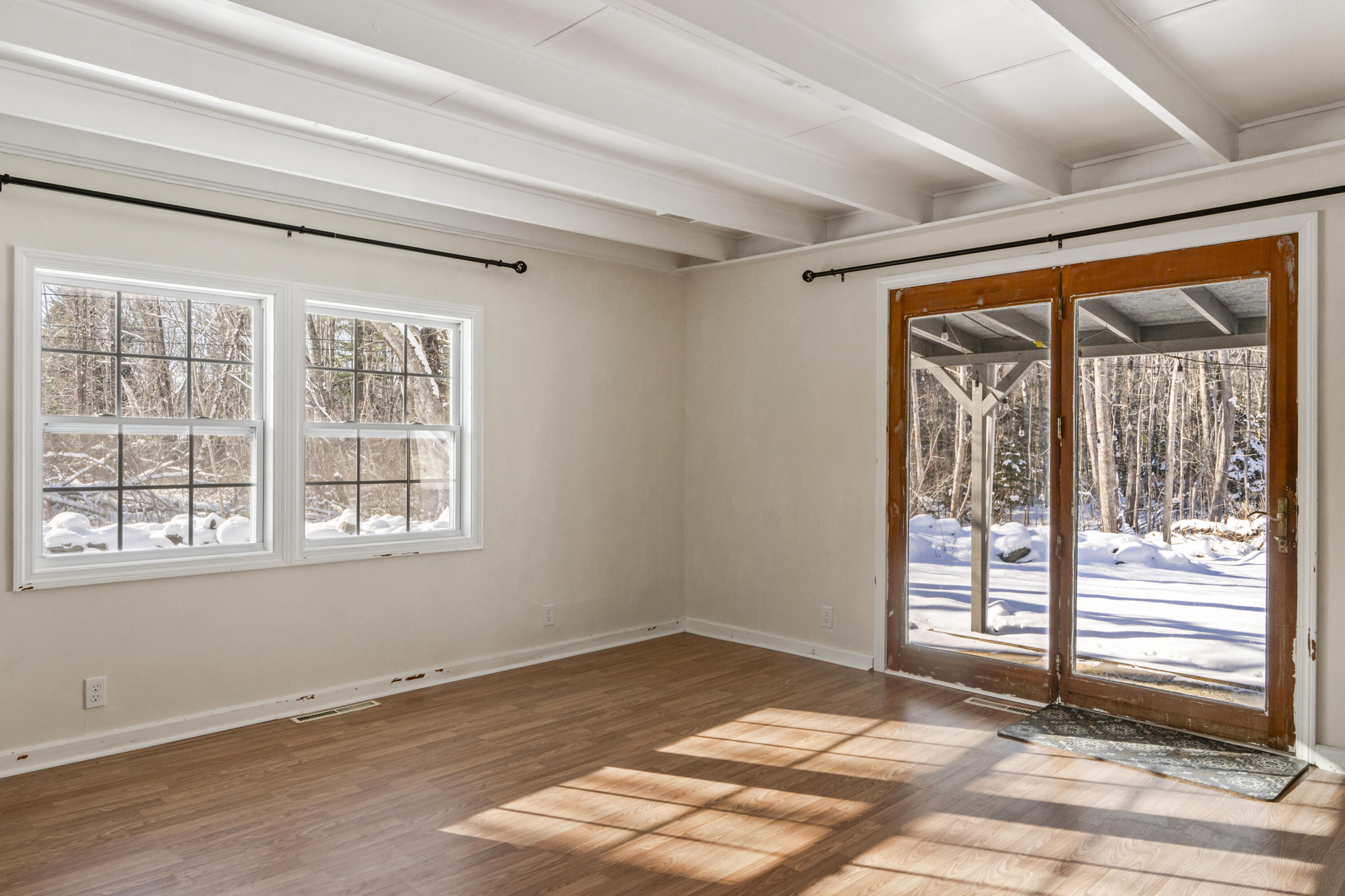 737 Commercial Street Property Photo 10