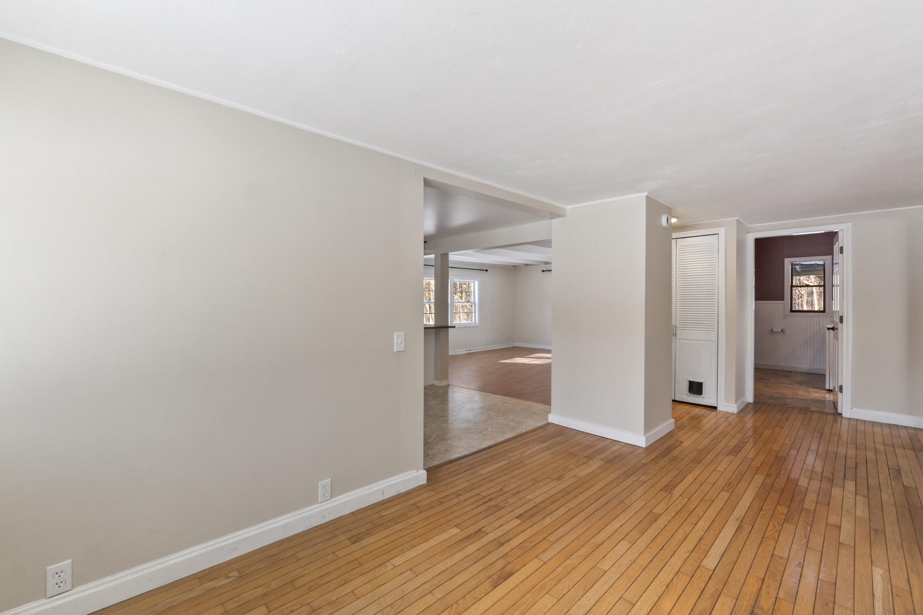 737 Commercial Street Property Photo 17