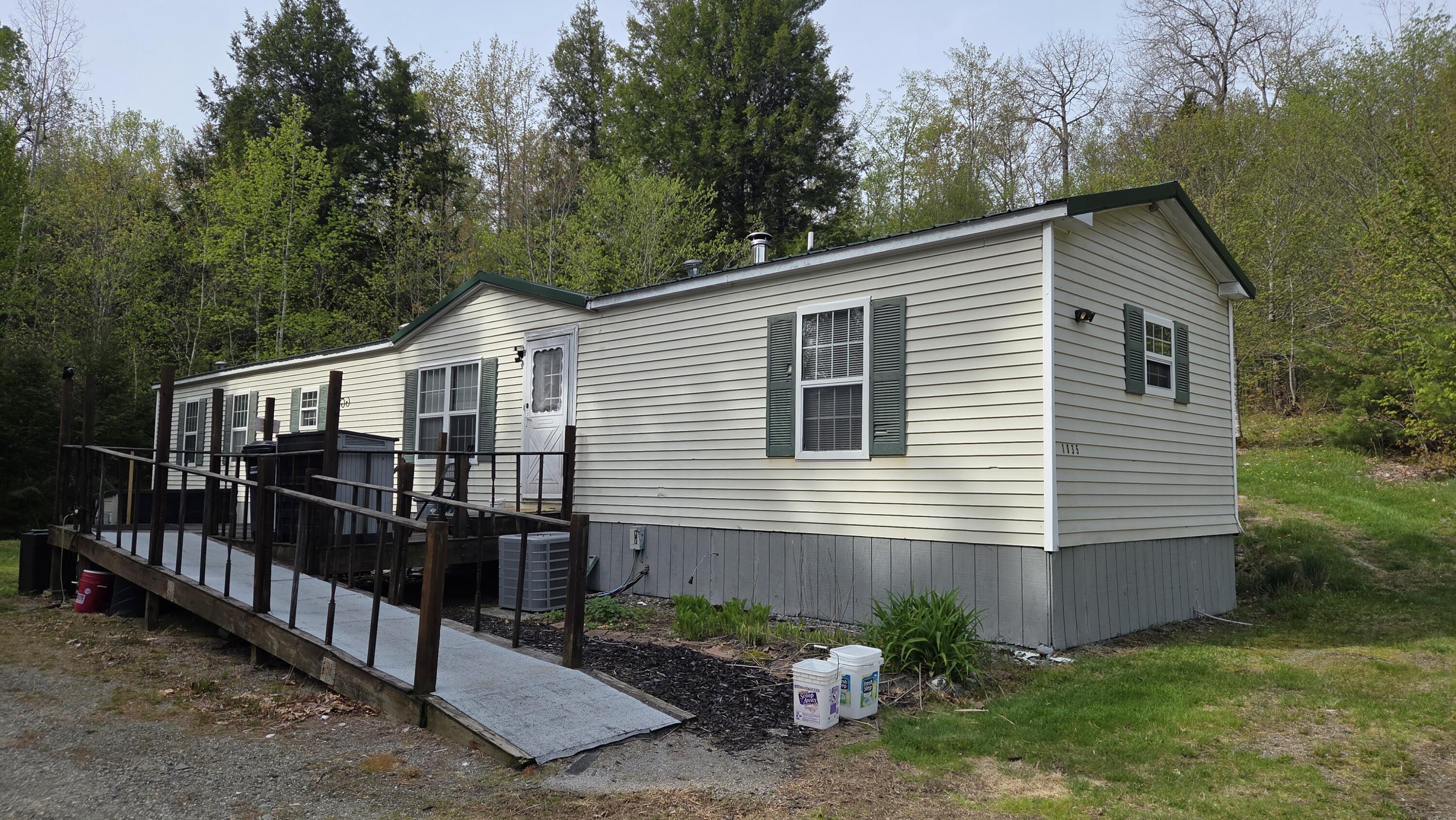 1035 Airline Road Property Photo 1