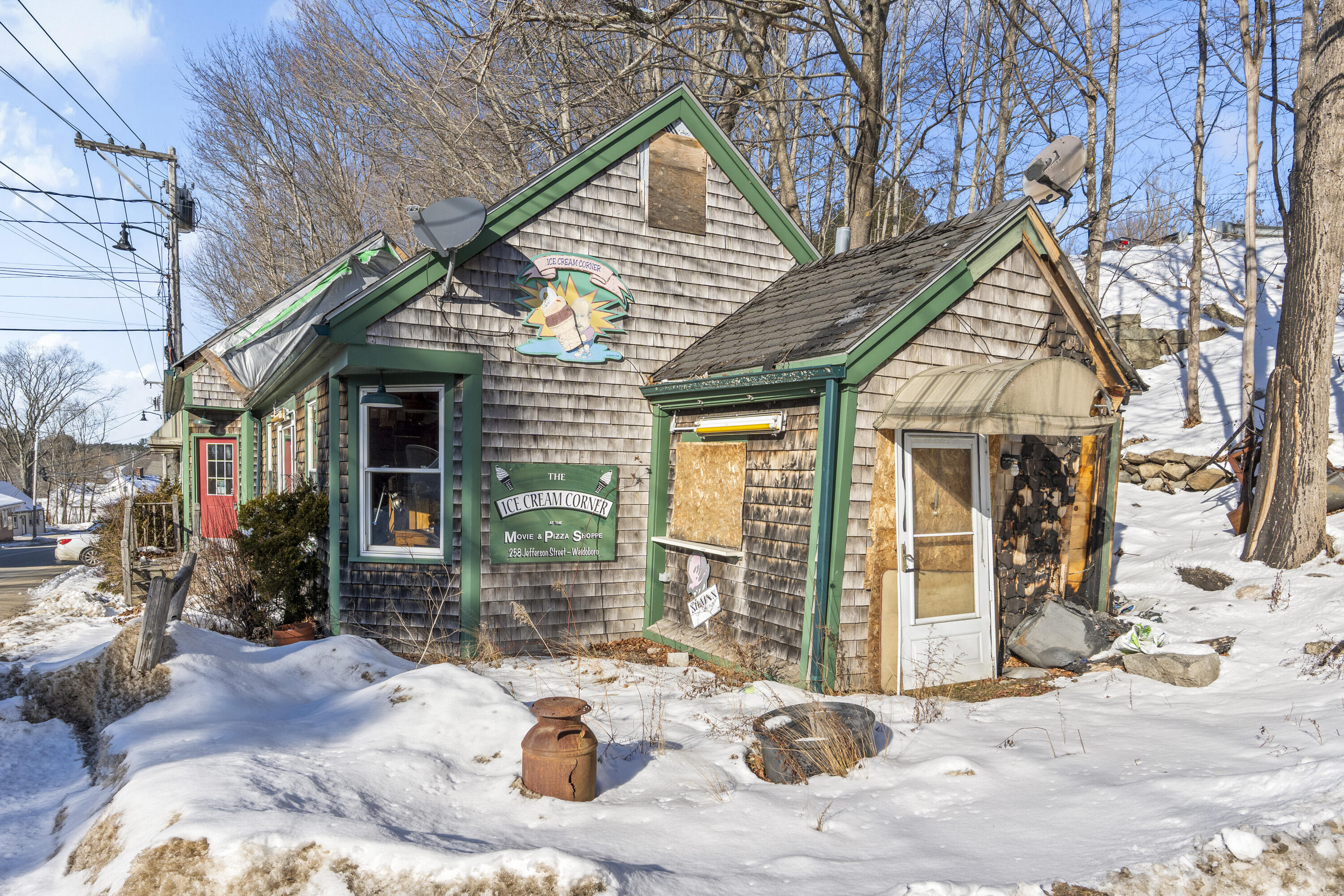 258 Jefferson Street Property Photo 6