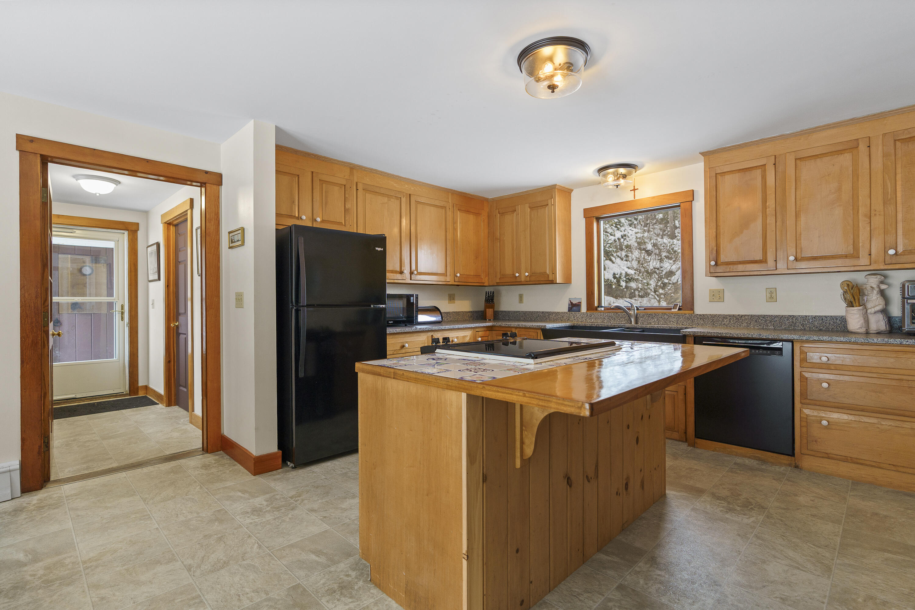 58 Hendricks Hill Road Property Photo 11