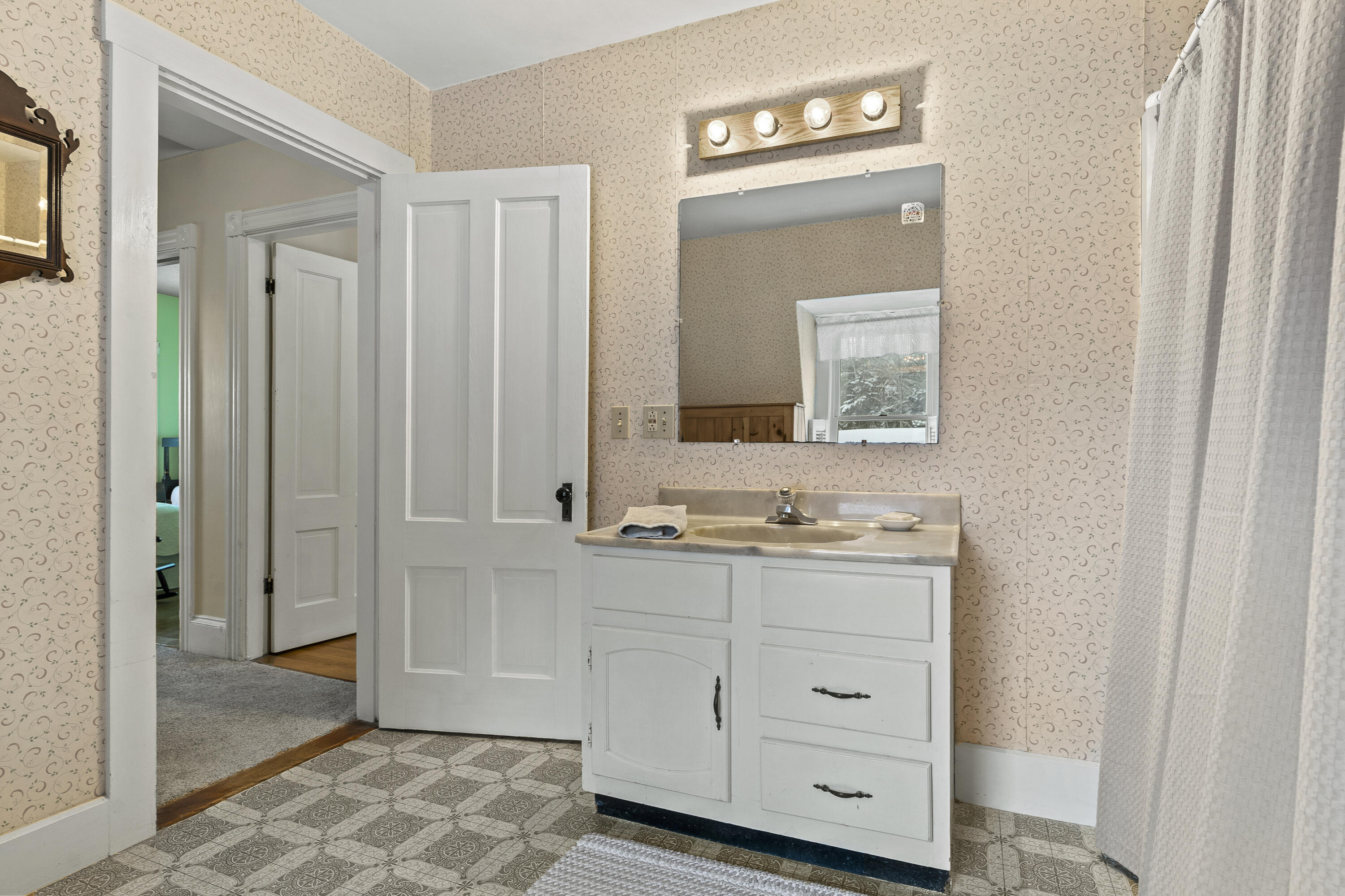 58 Hendricks Hill Road Property Photo 33