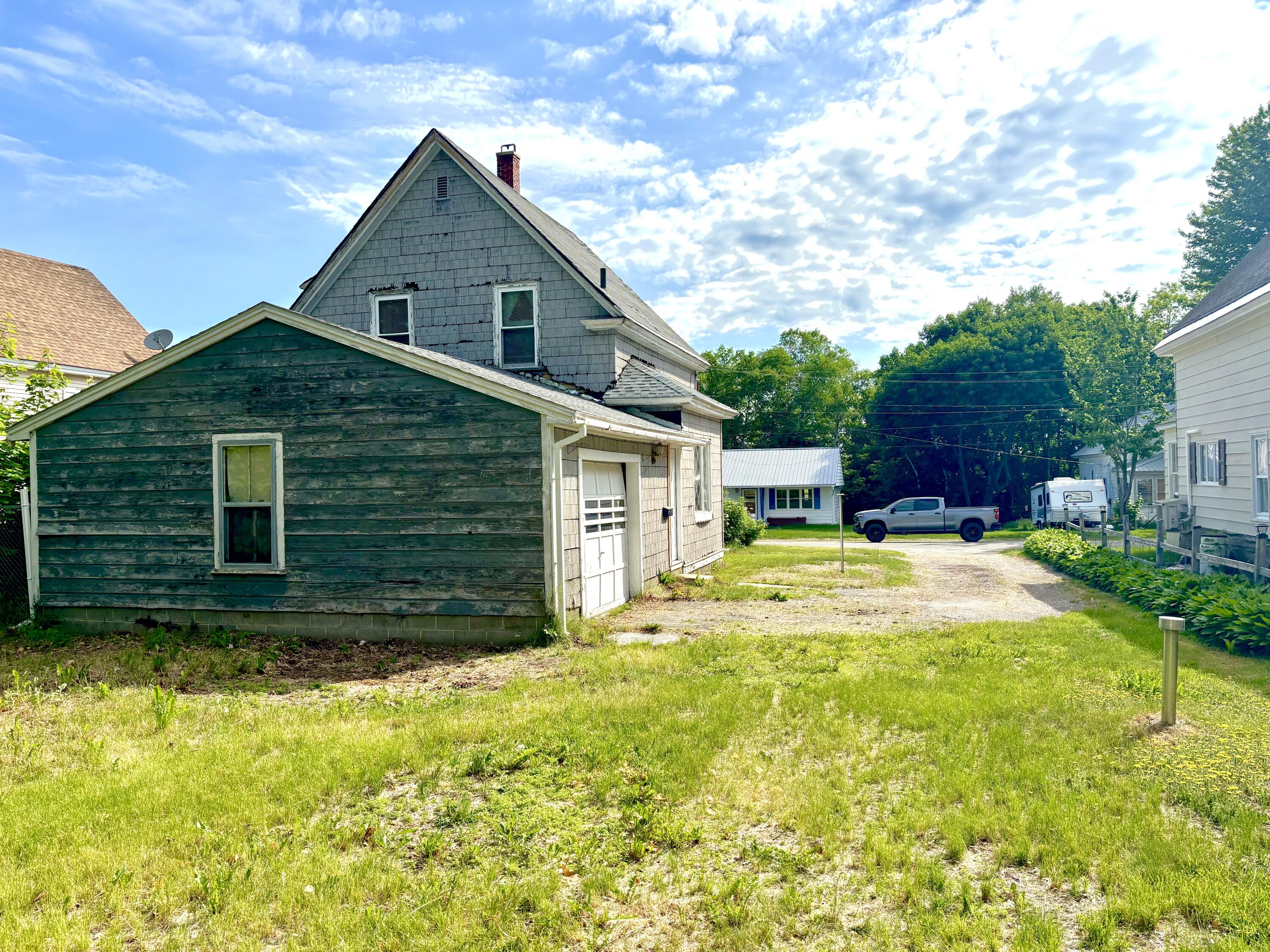 34 Lincoln Street Property Photo 3