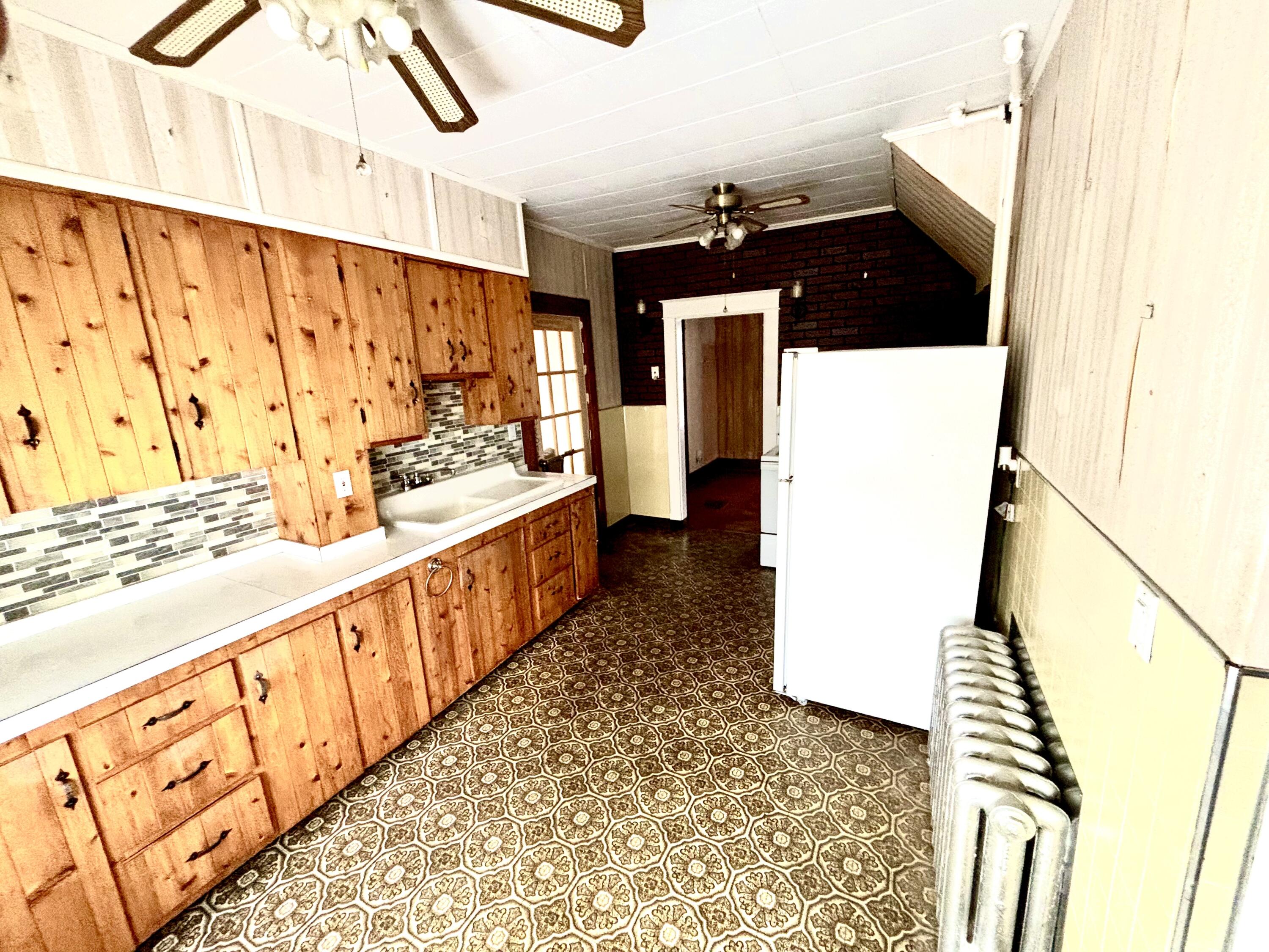 34 Lincoln Street Property Photo 6