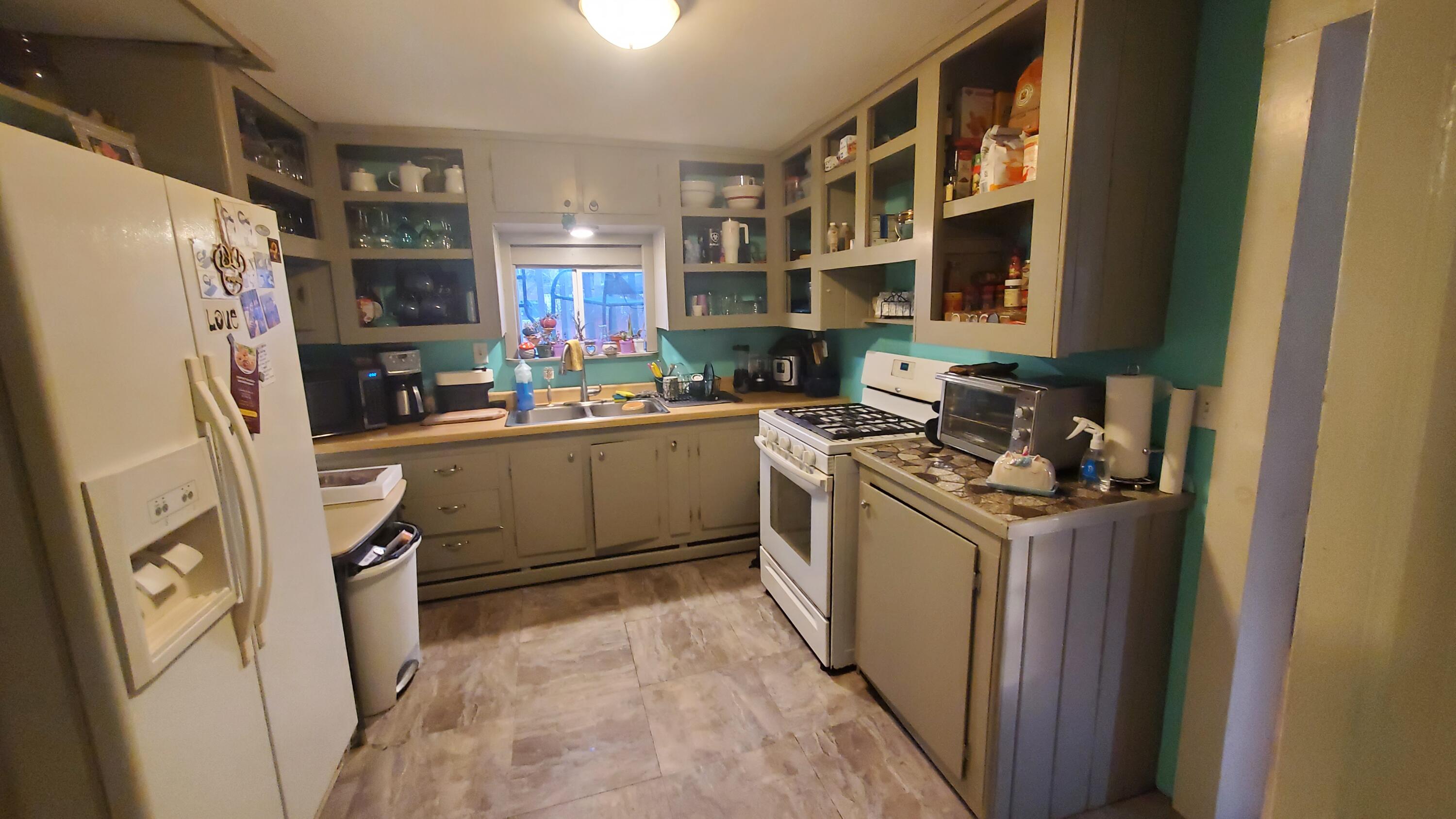 29 Oak Street Property Photo 16
