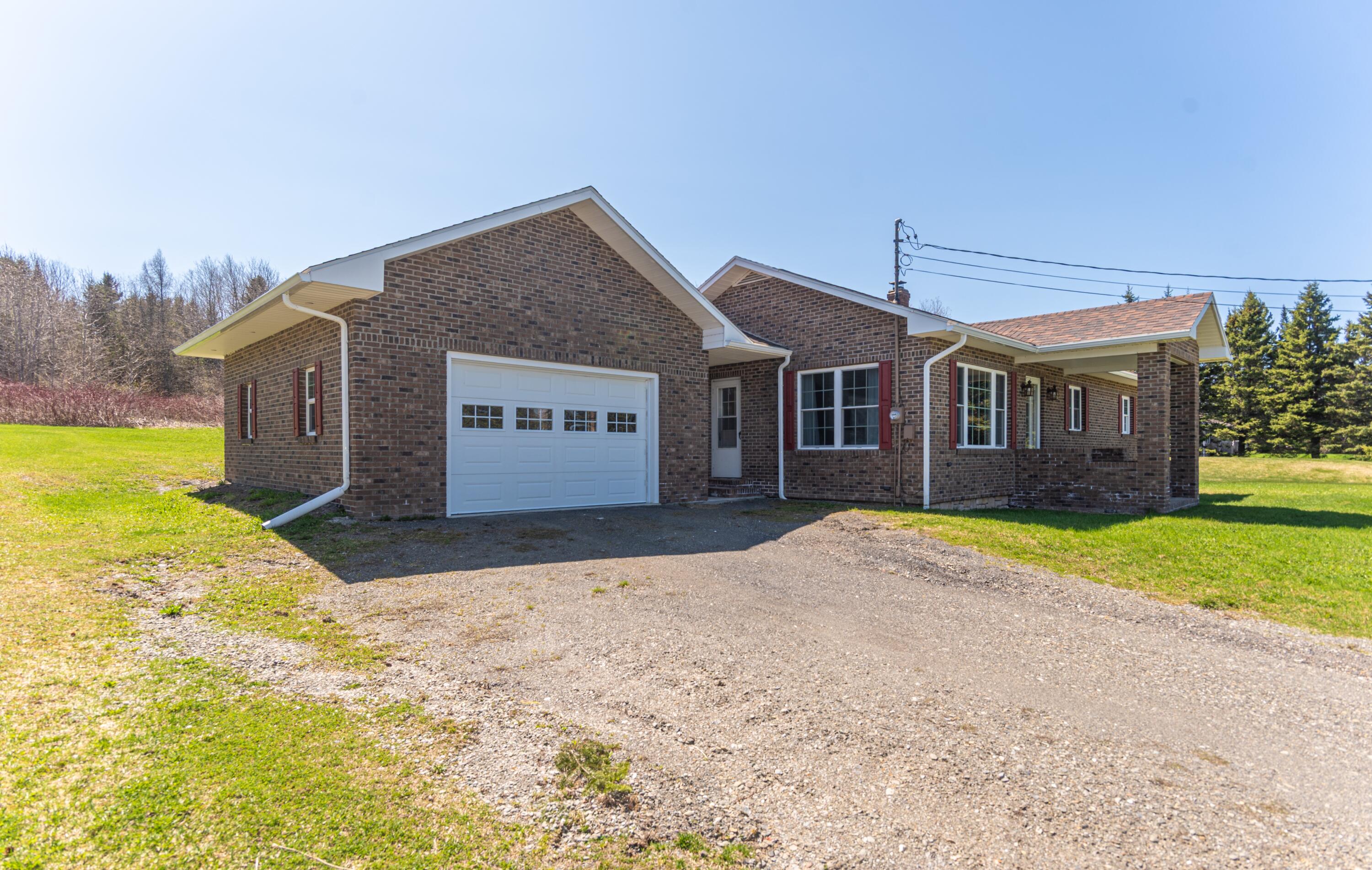 180 Hillside Road Property Photo 2