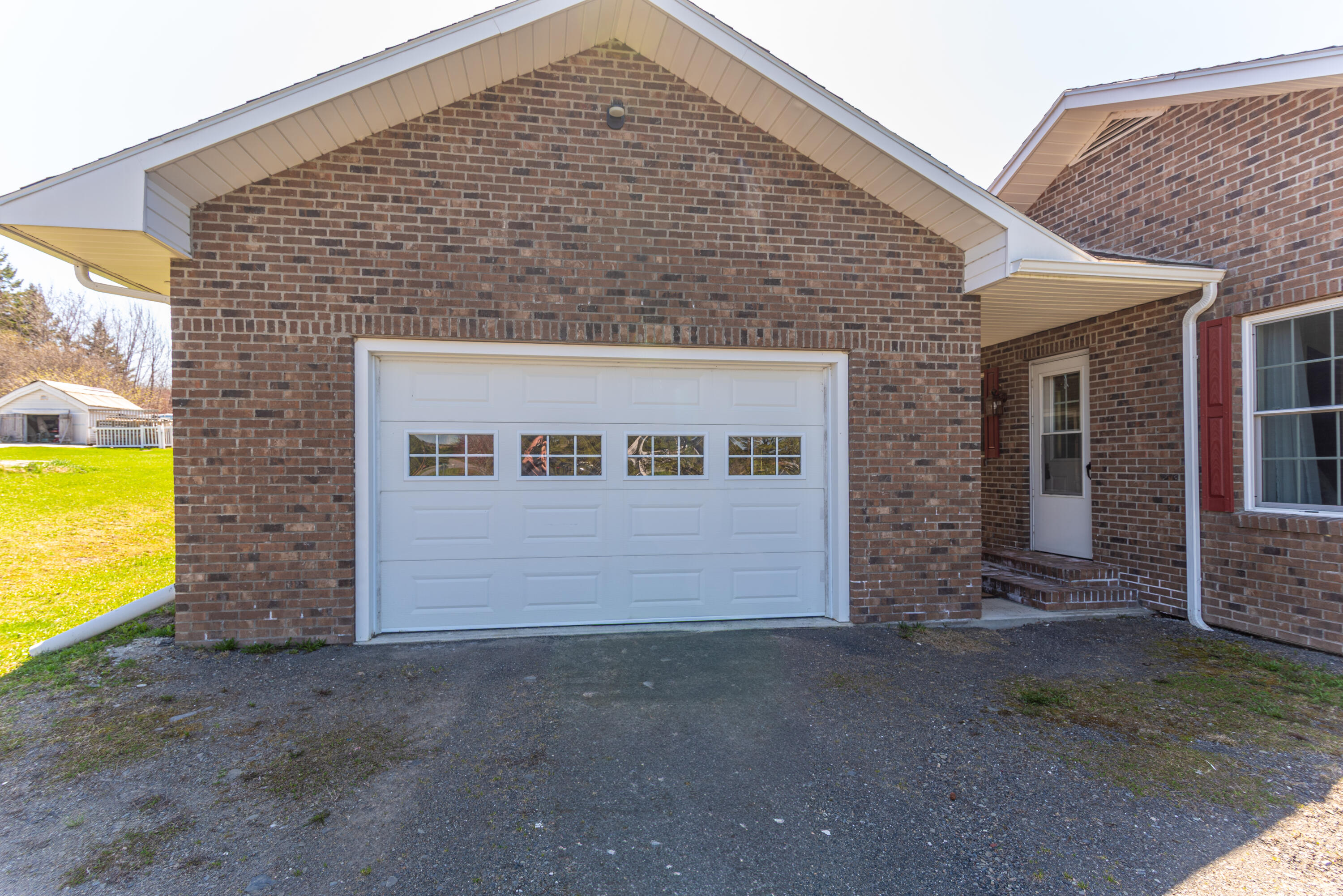 180 Hillside Road Property Photo 10