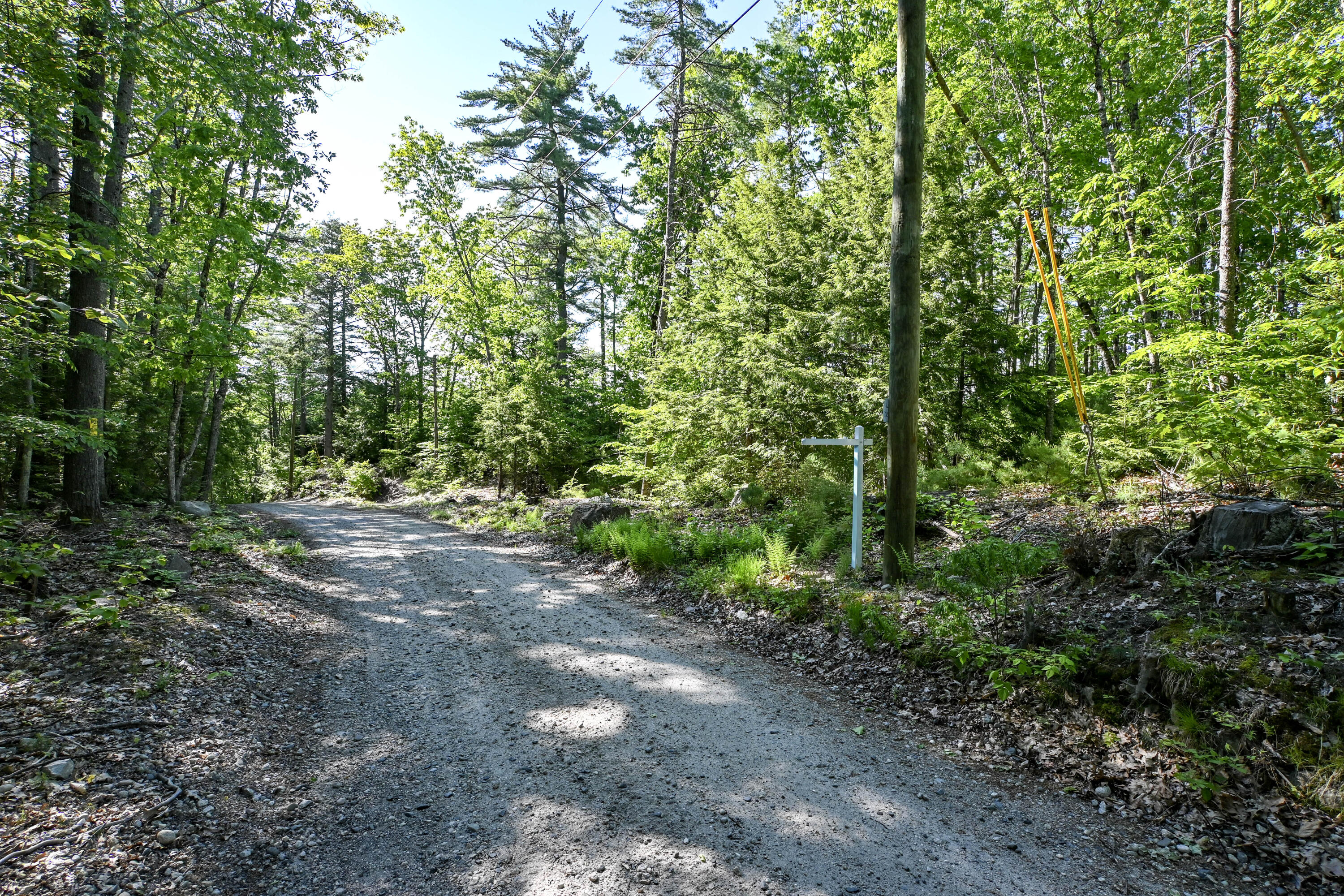 421 Middle Road Property Photo 6