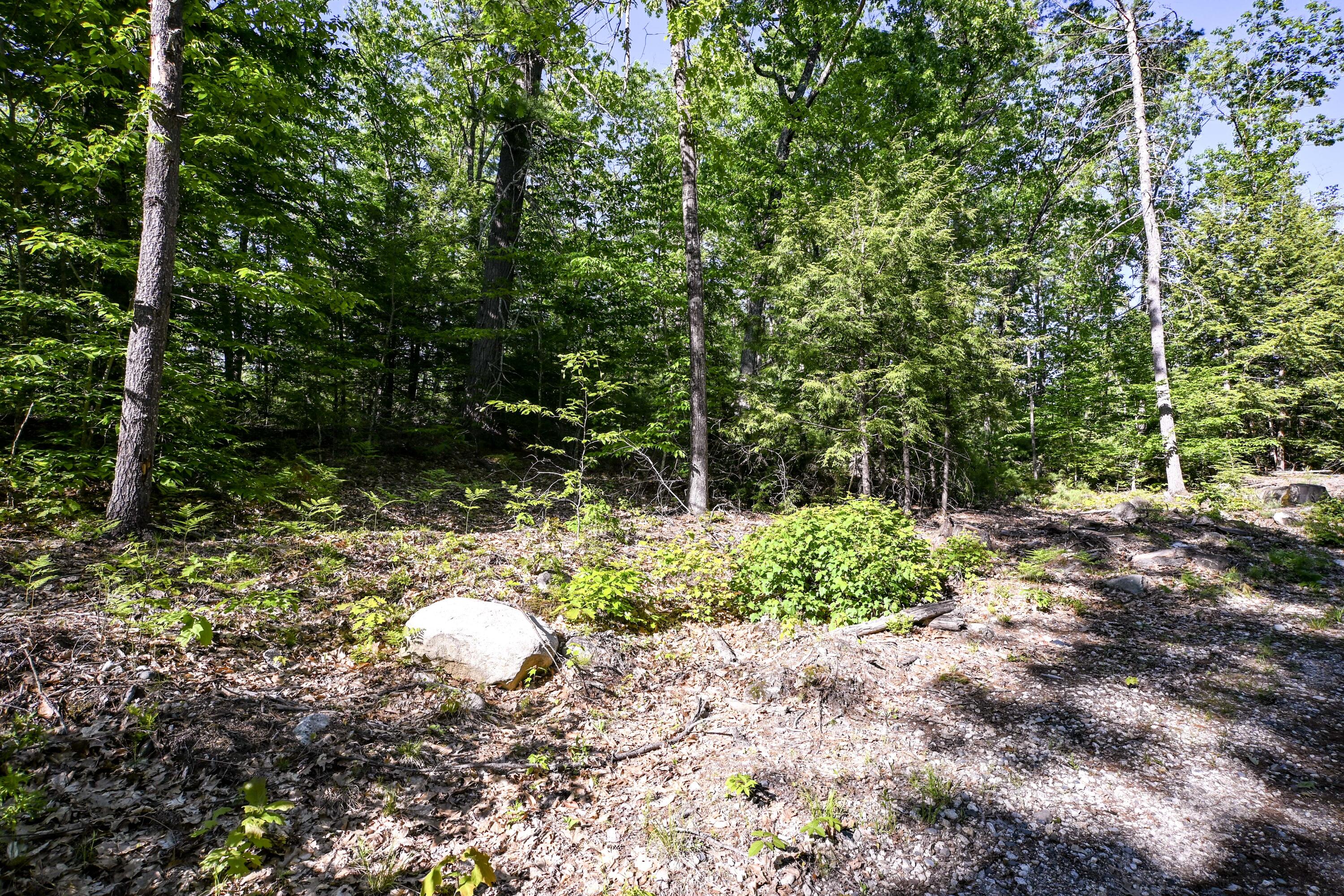 421 Middle Road Property Photo 23