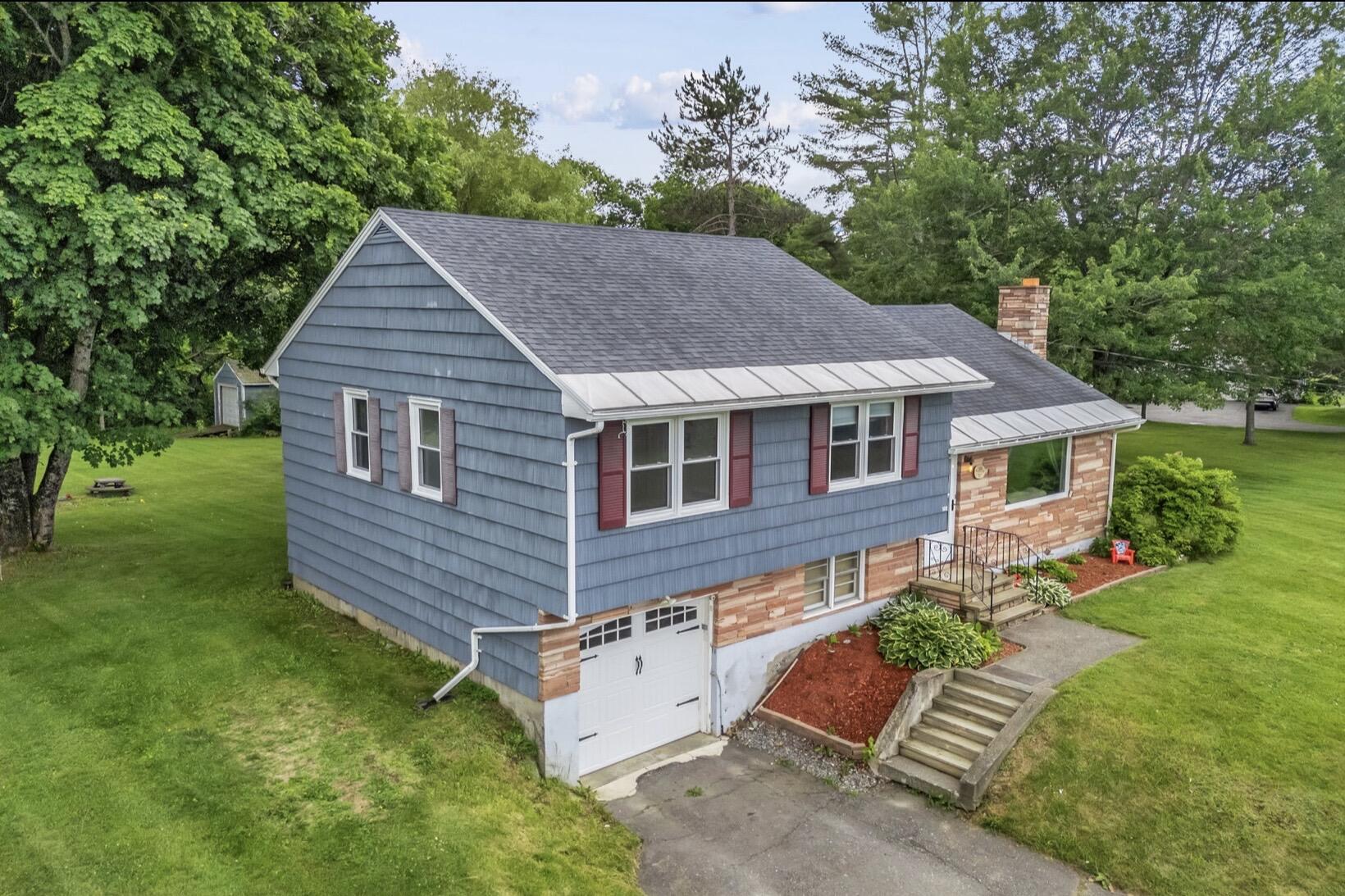 109 Water Street Property Photo 3