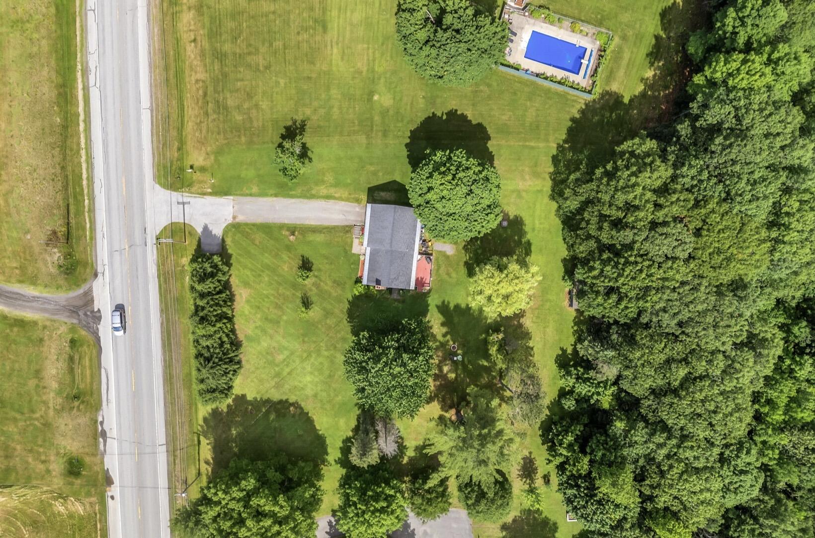 109 Water Street Property Photo 6