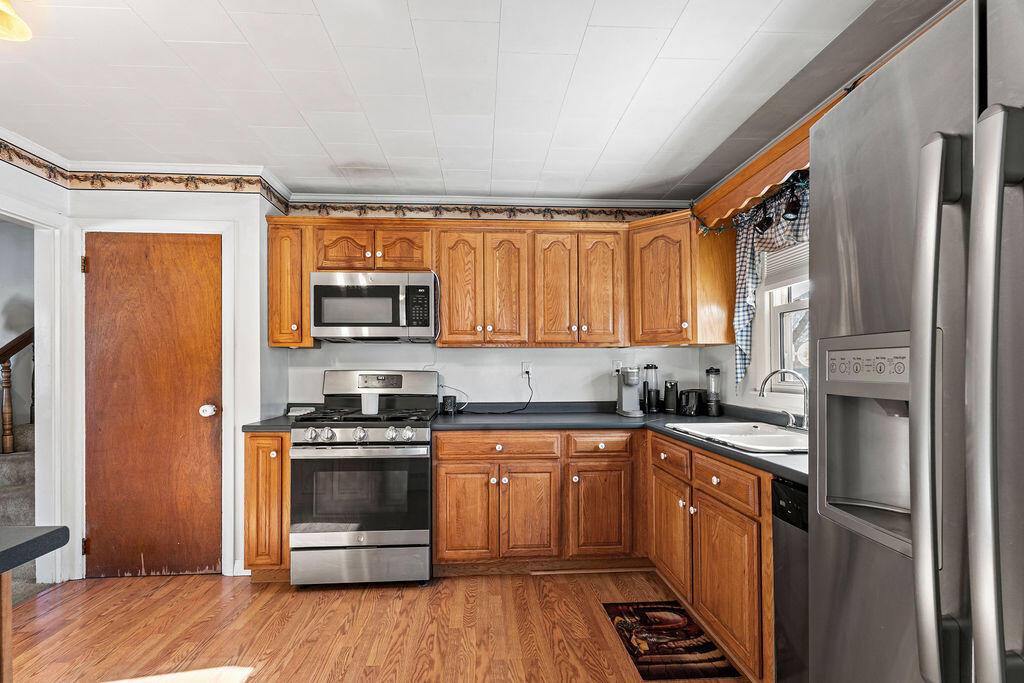 109 Water Street Property Photo 18
