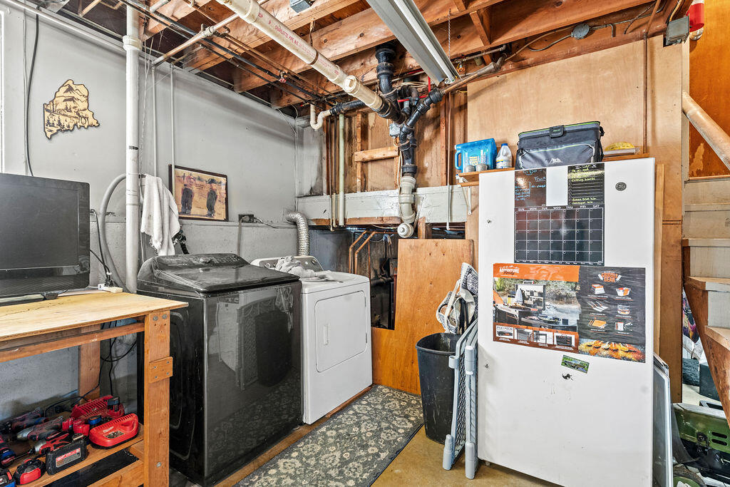 109 Water Street Property Photo 33