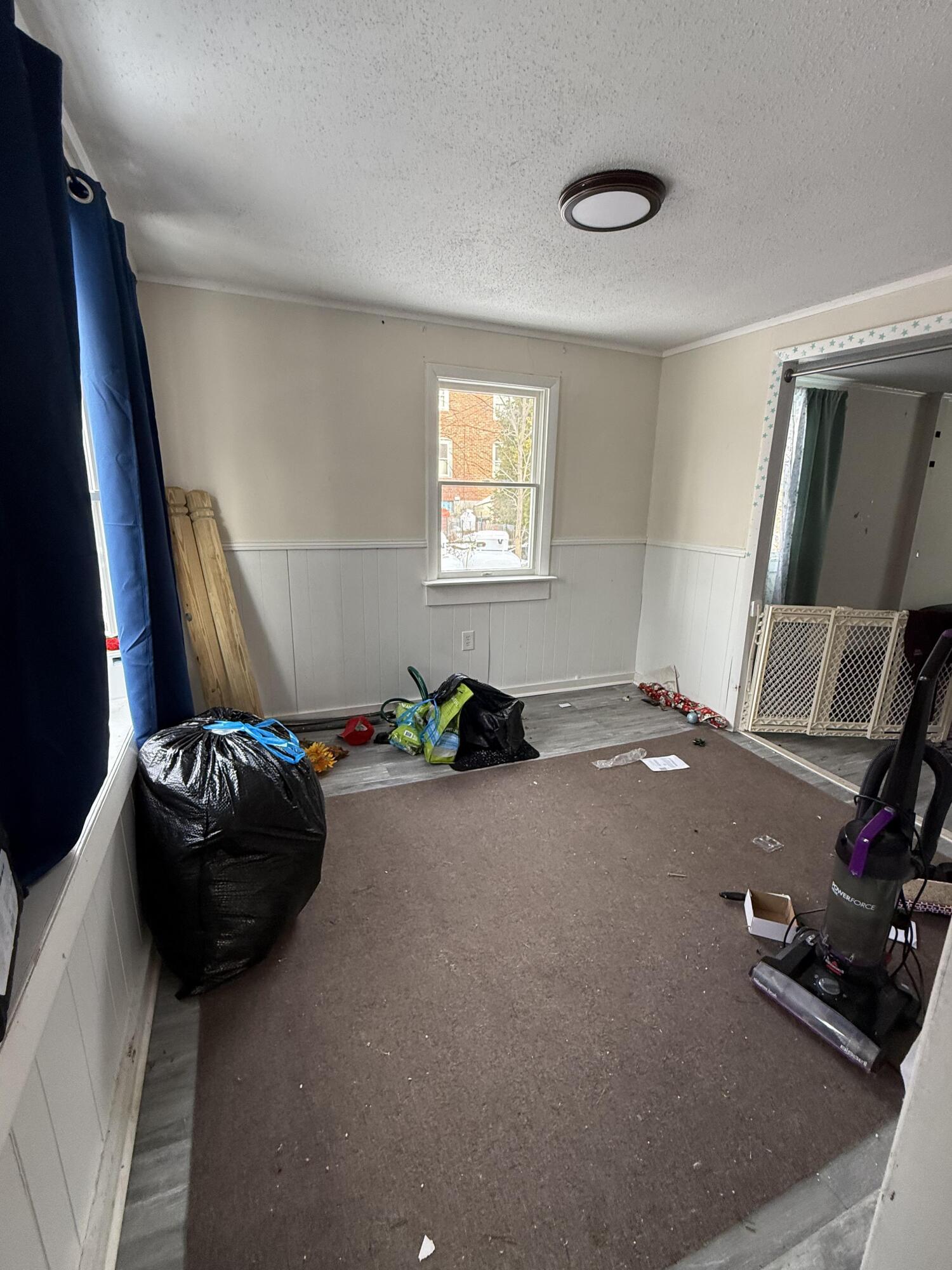 113 Dummer Street Property Photo 8