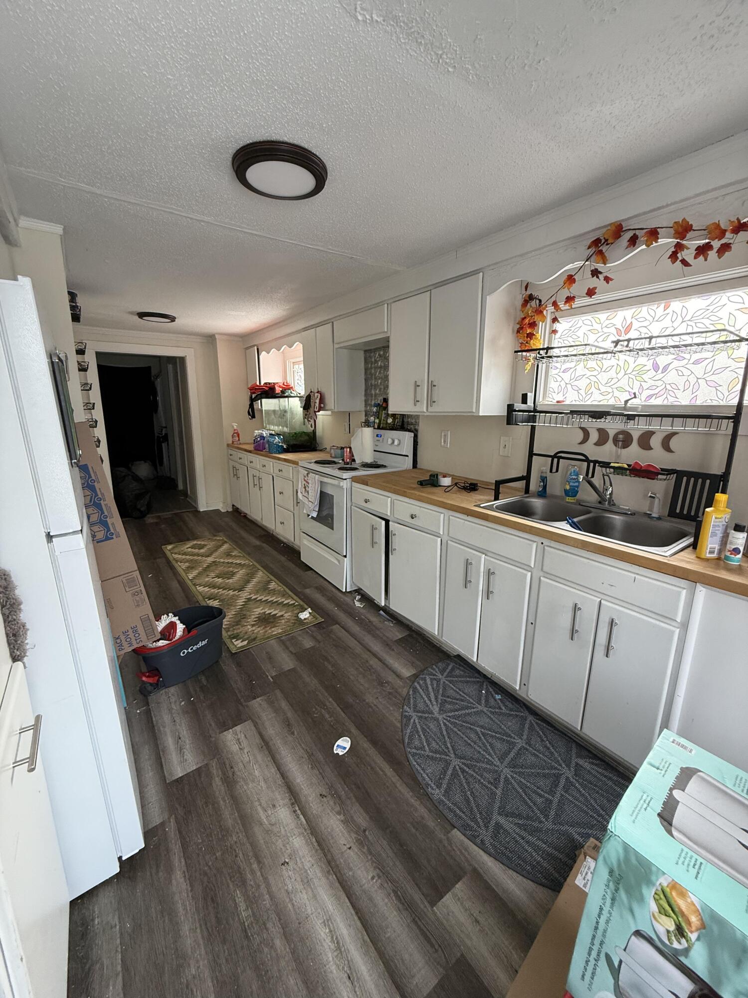 113 Dummer Street Property Photo 11
