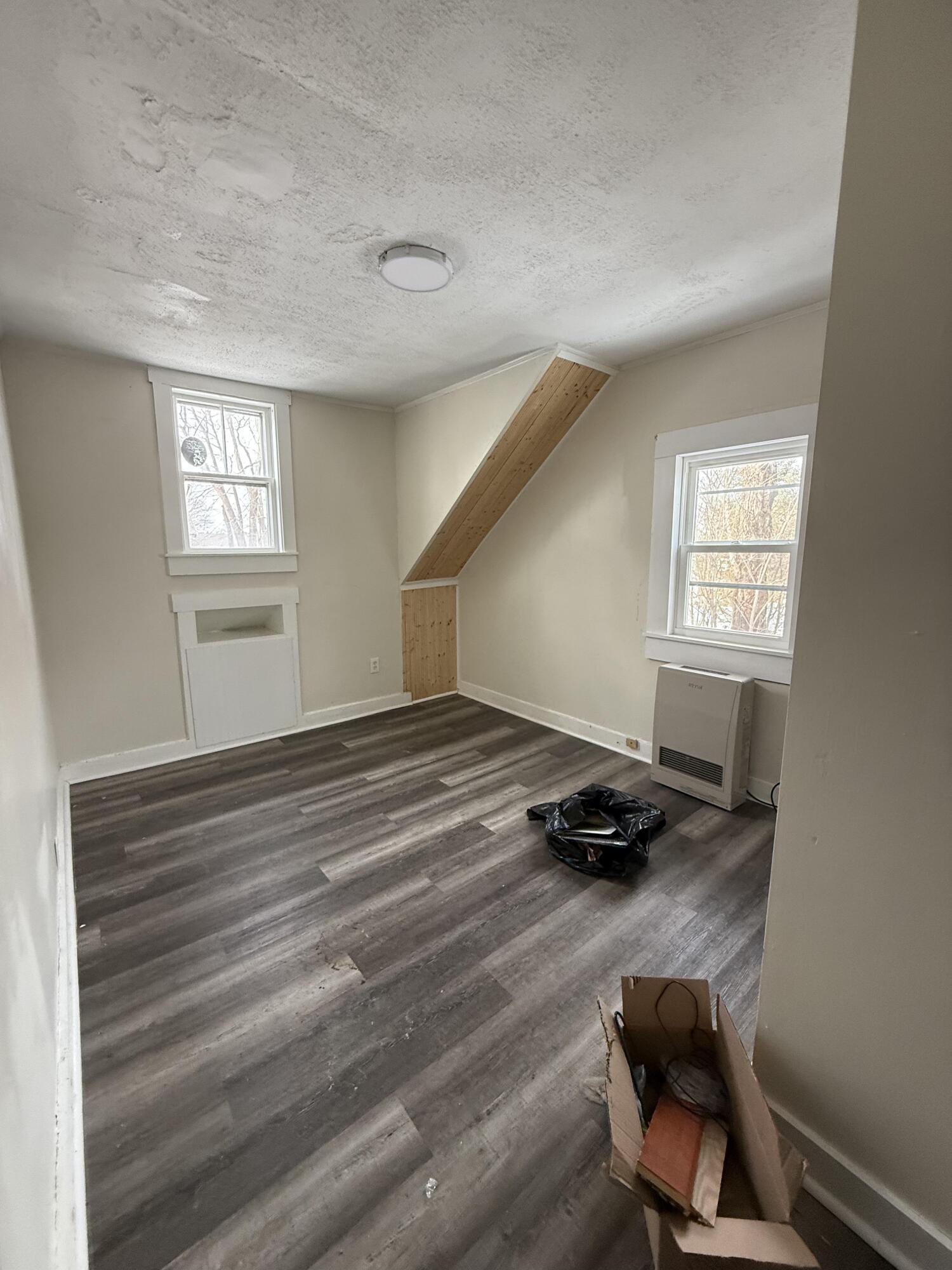 113 Dummer Street Property Photo 24