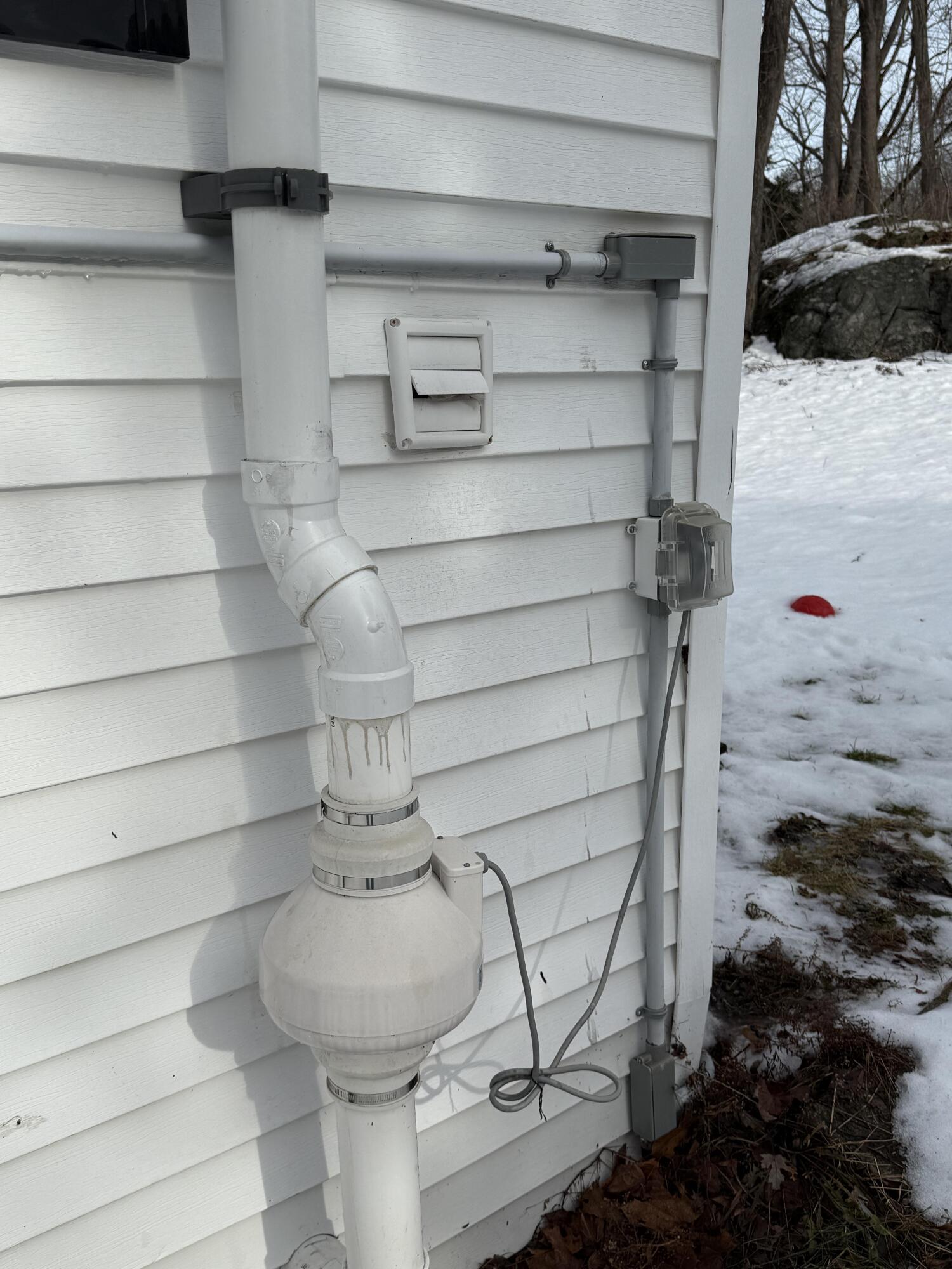 113 Dummer Street Property Photo 34