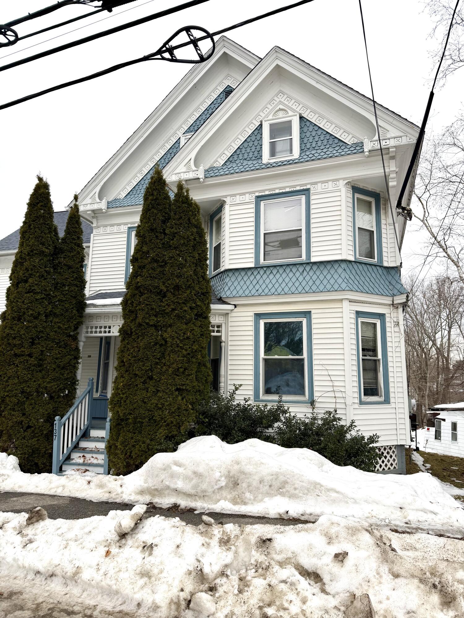 137 S Main Street Property Photo 1