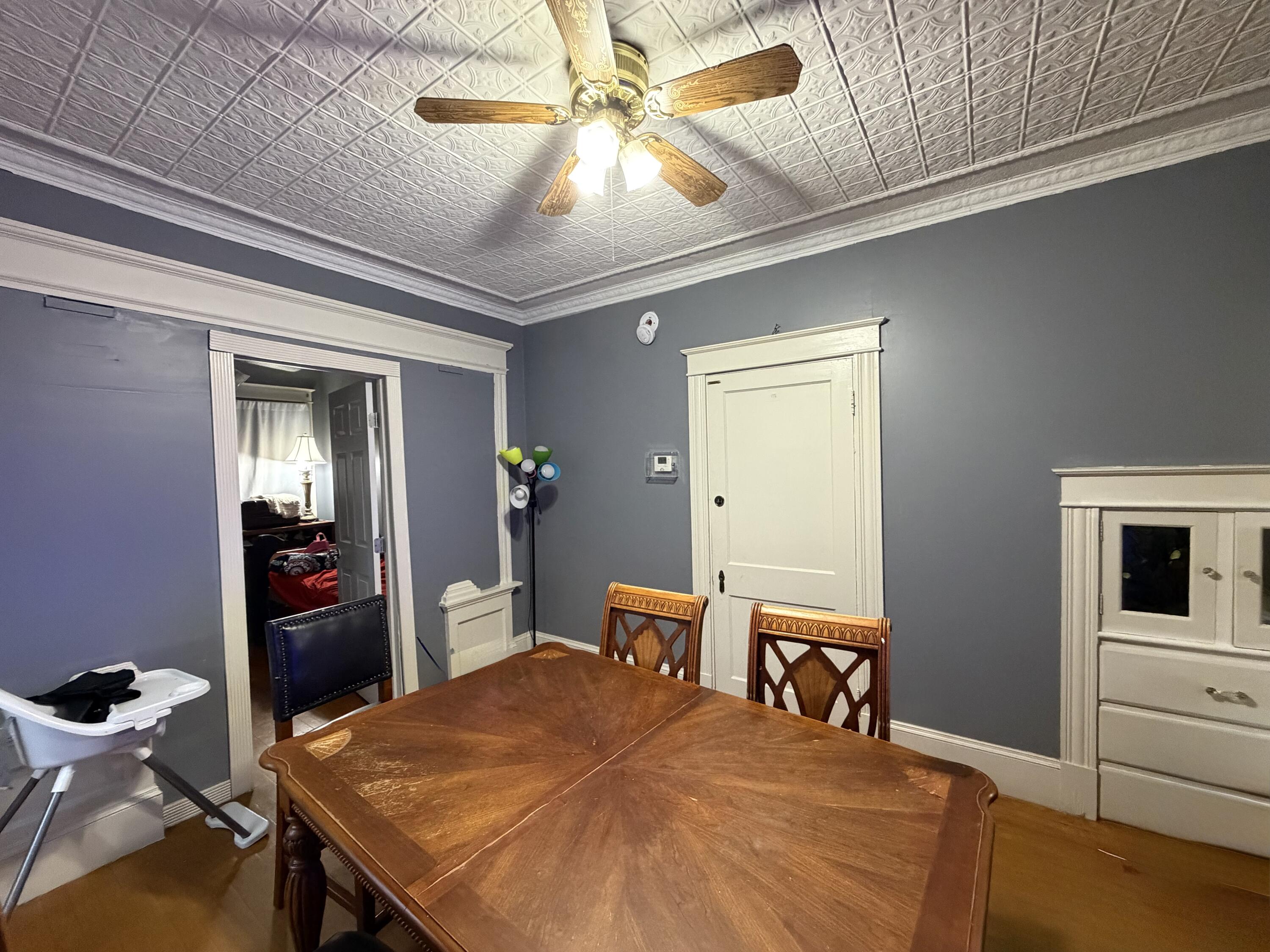 137 S Main Street Property Photo 9