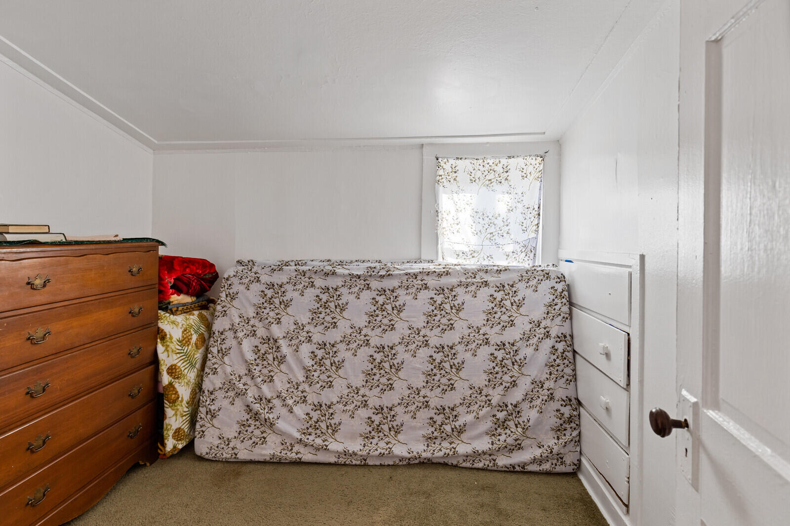 28-30 Gold Street Property Photo 26
