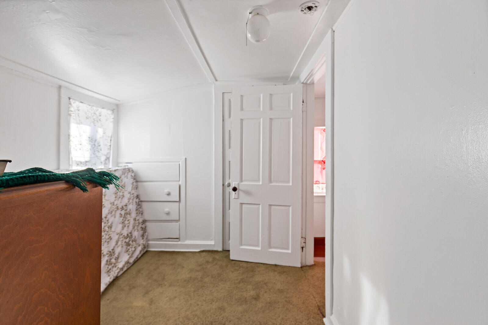 28-30 Gold Street Property Photo 27