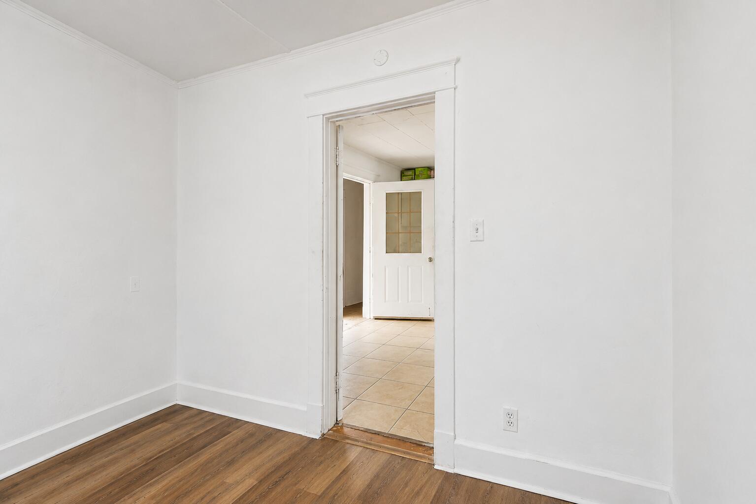 28-30 Gold Street Property Photo 35