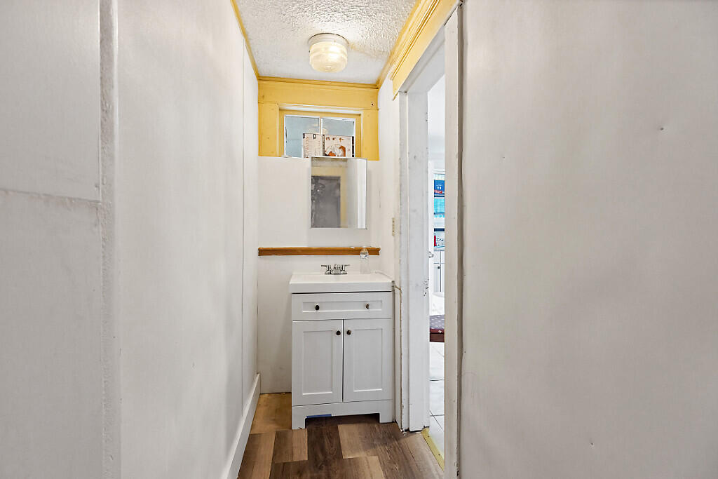 28-30 Gold Street Property Photo 39