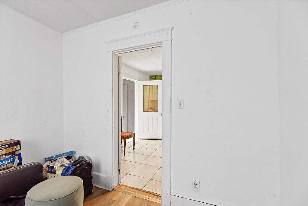 28-30 Gold Street Property Photo 83