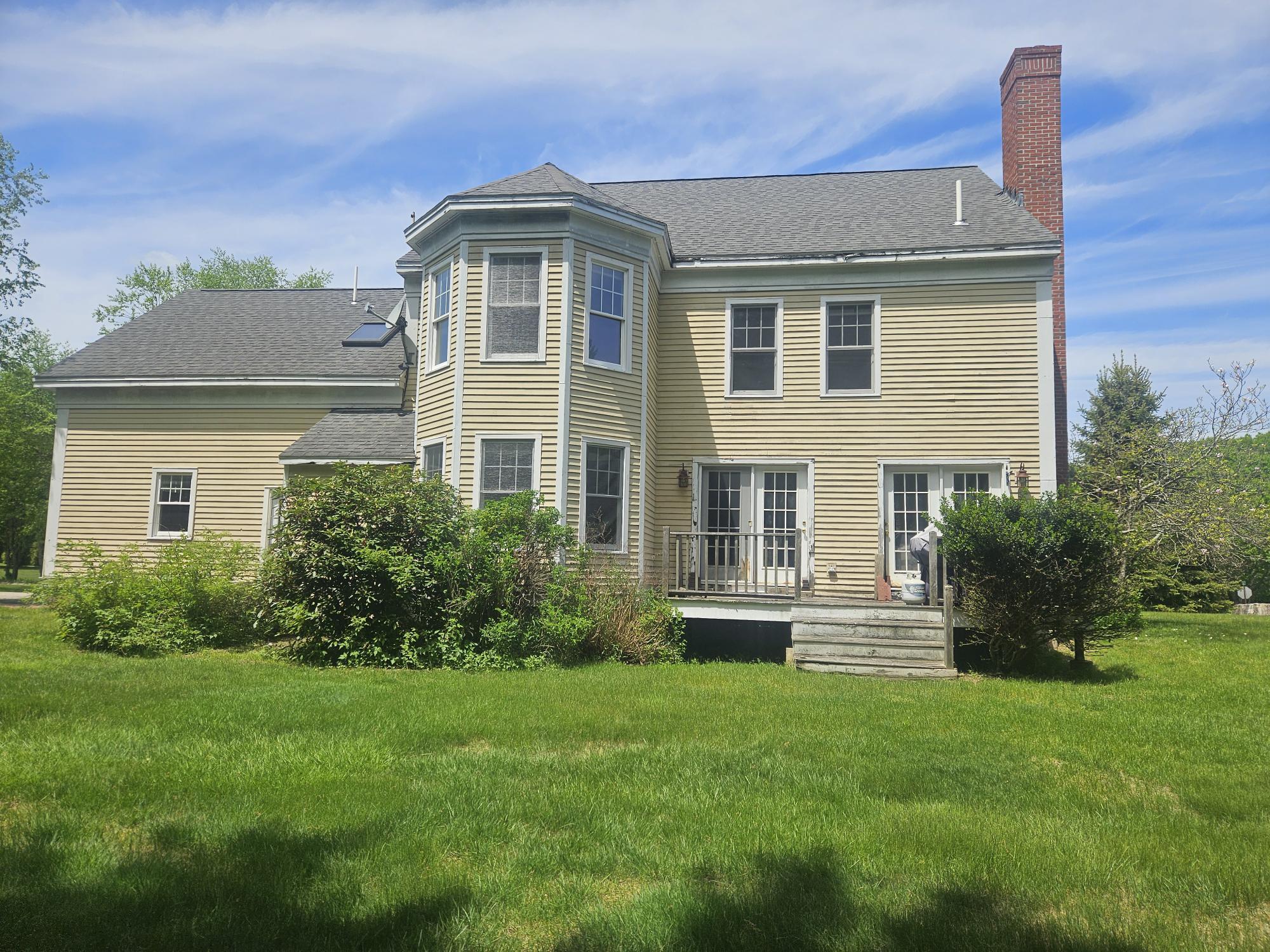 8 Days Landing Property Photo 1