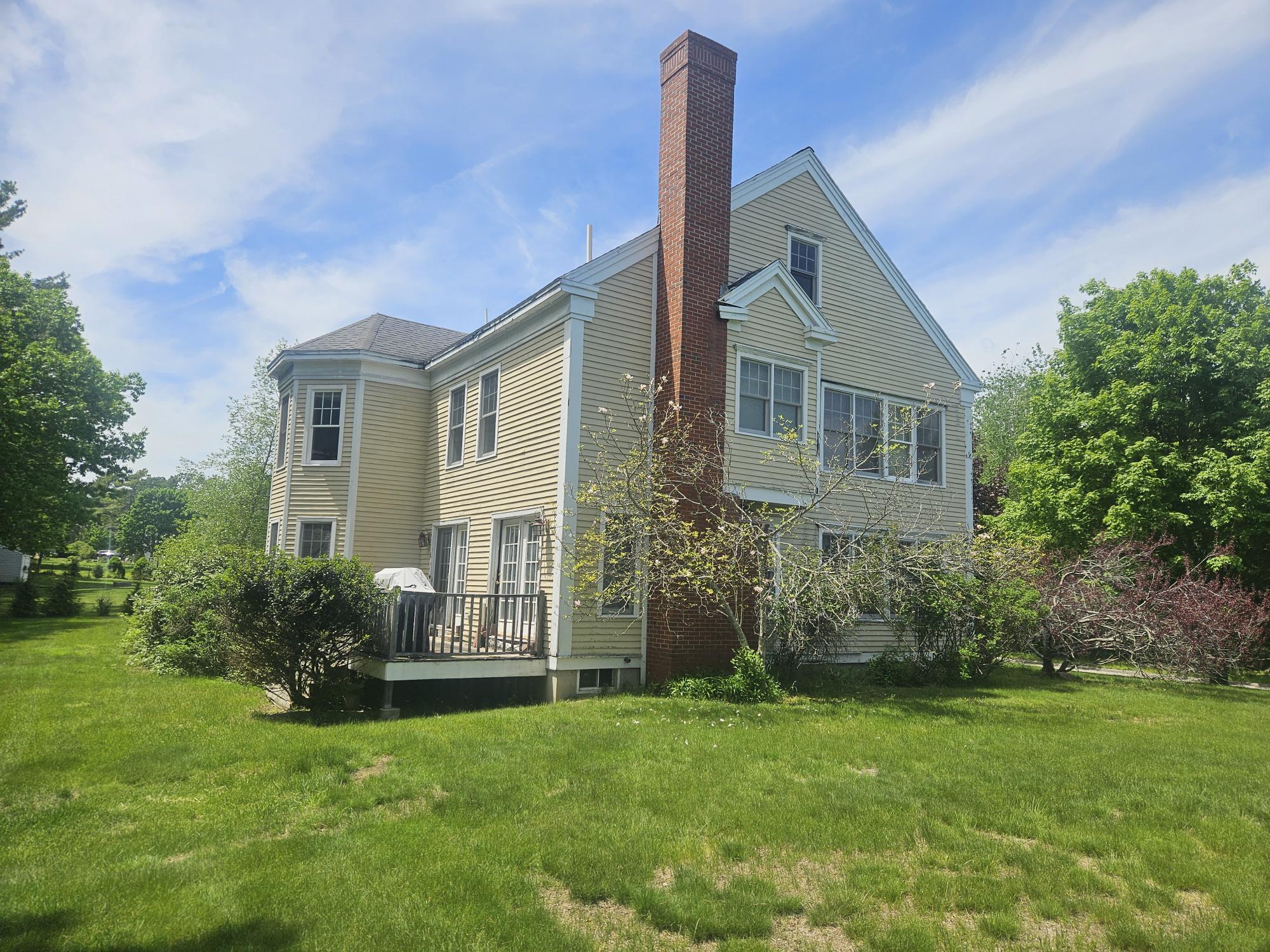 8 Days Landing Property Photo 2