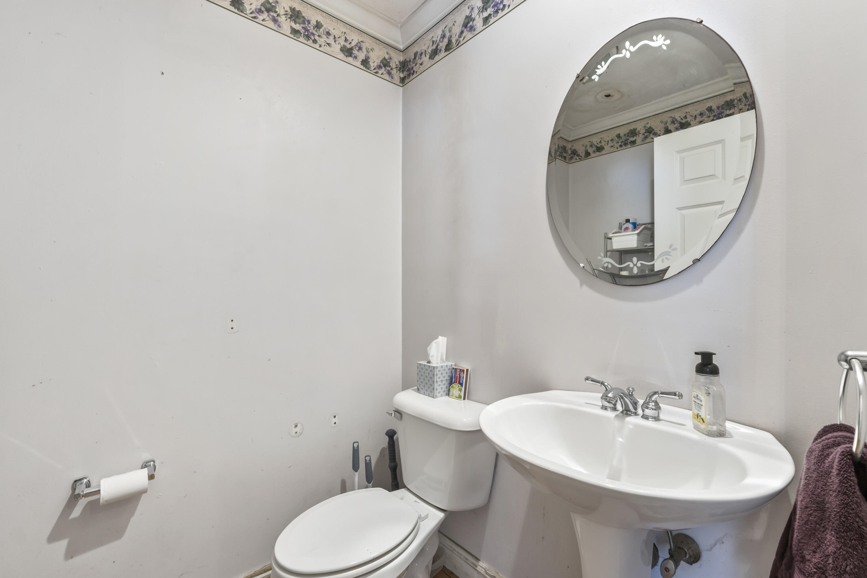 8 Days Landing Property Photo 18