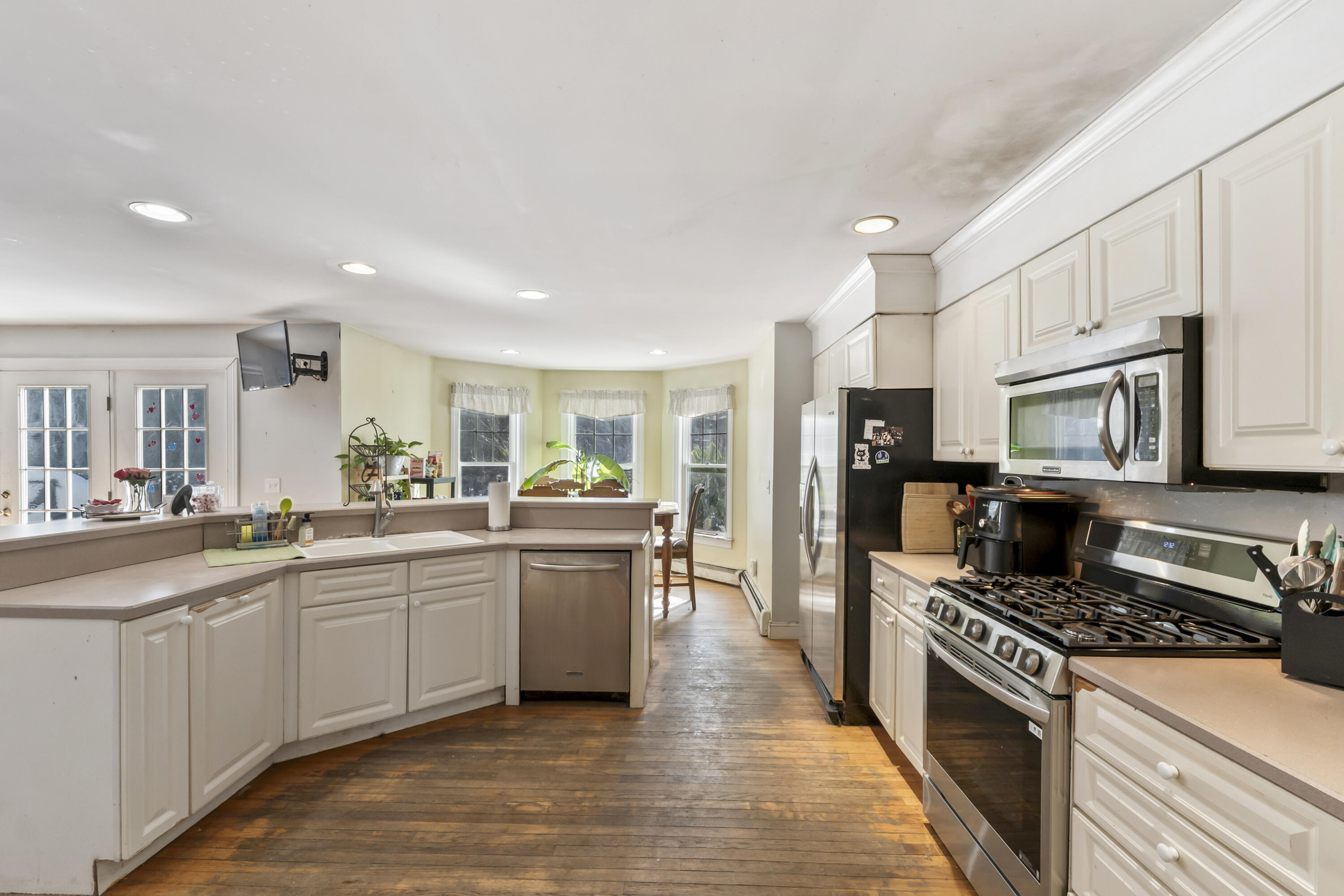 8 Days Landing Property Photo 22