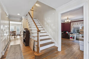 8 Days Landing Property Photo 30