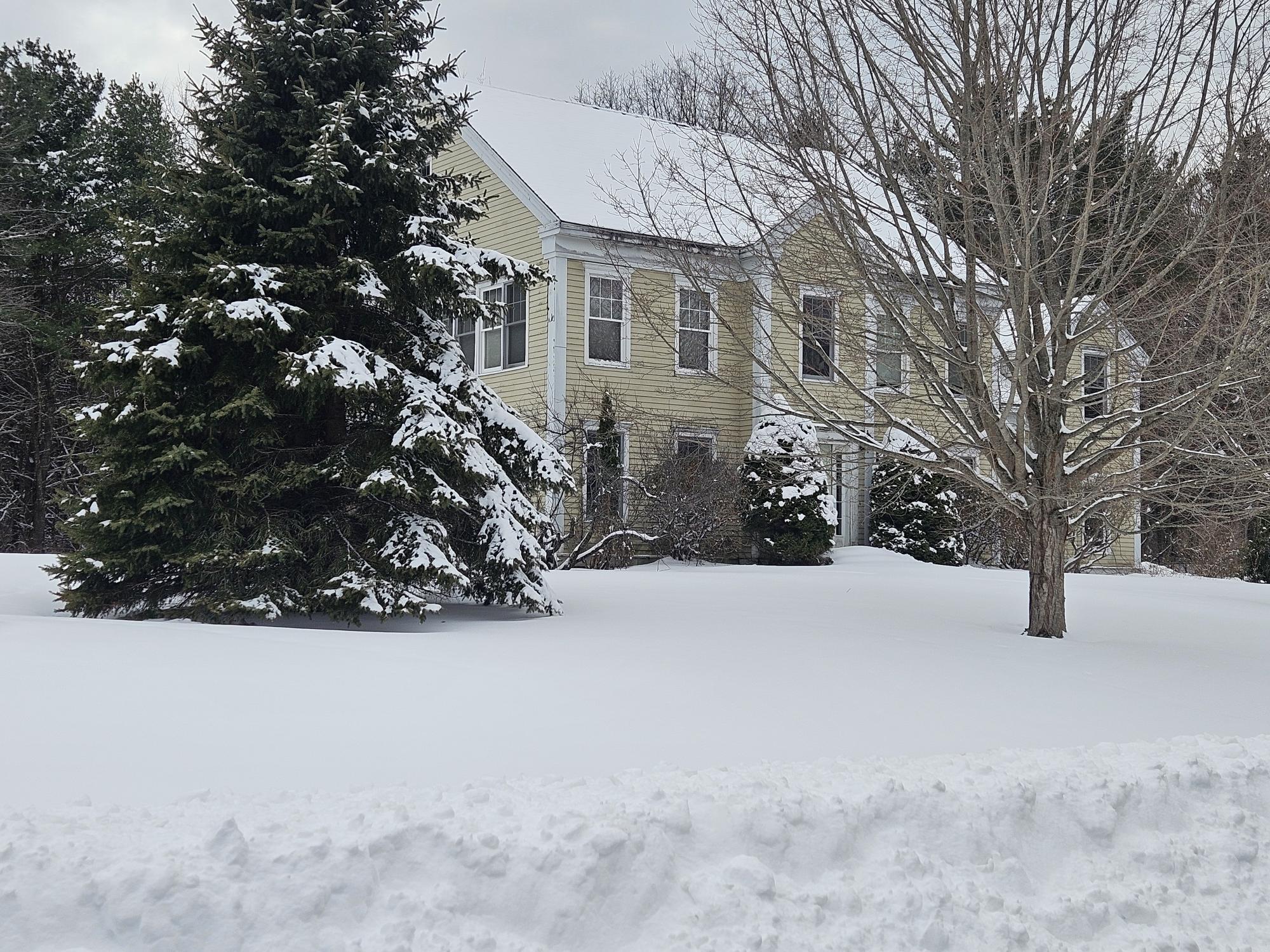 8 Days Landing Property Photo 65