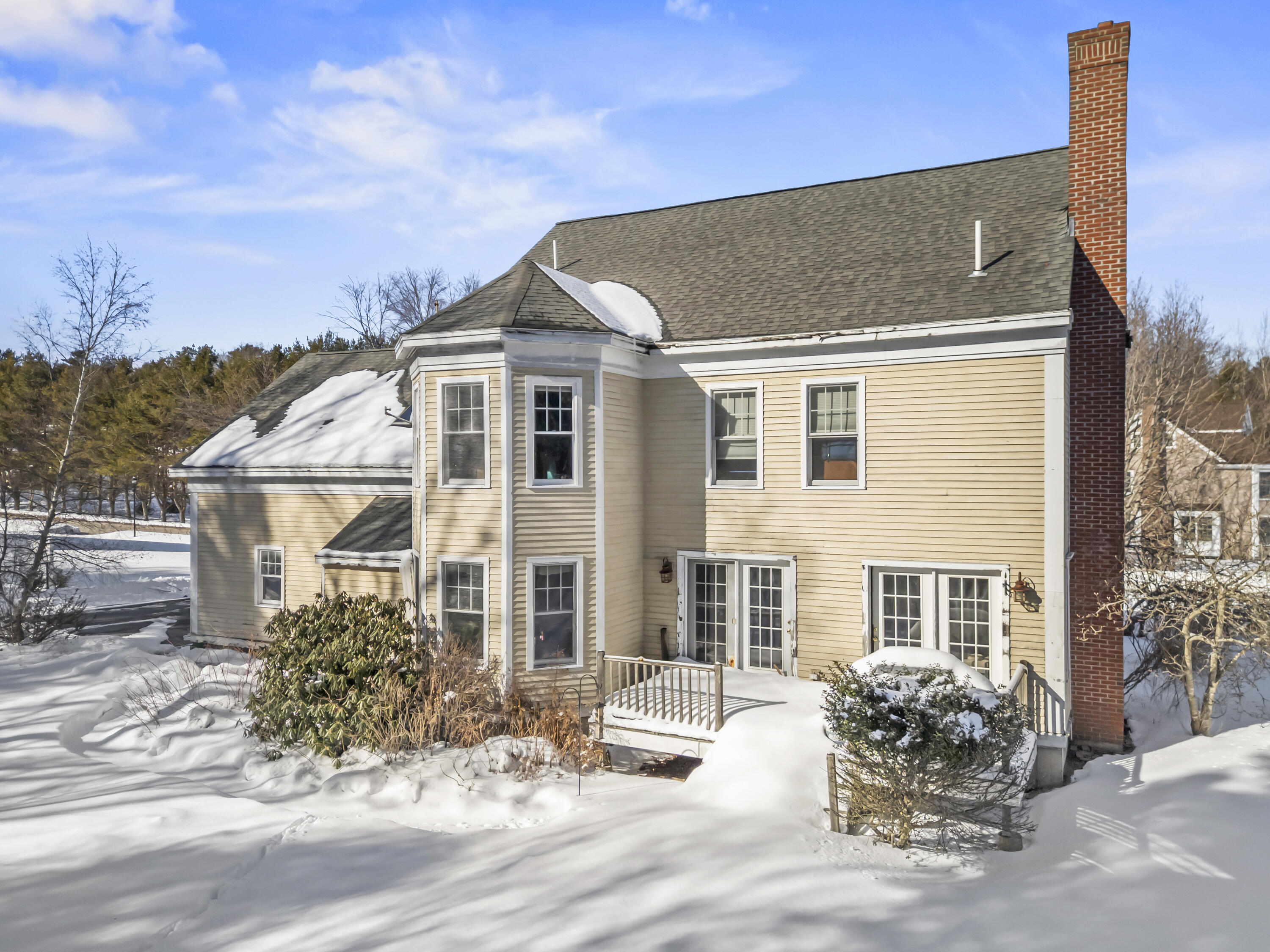 8 Days Landing Property Photo 80