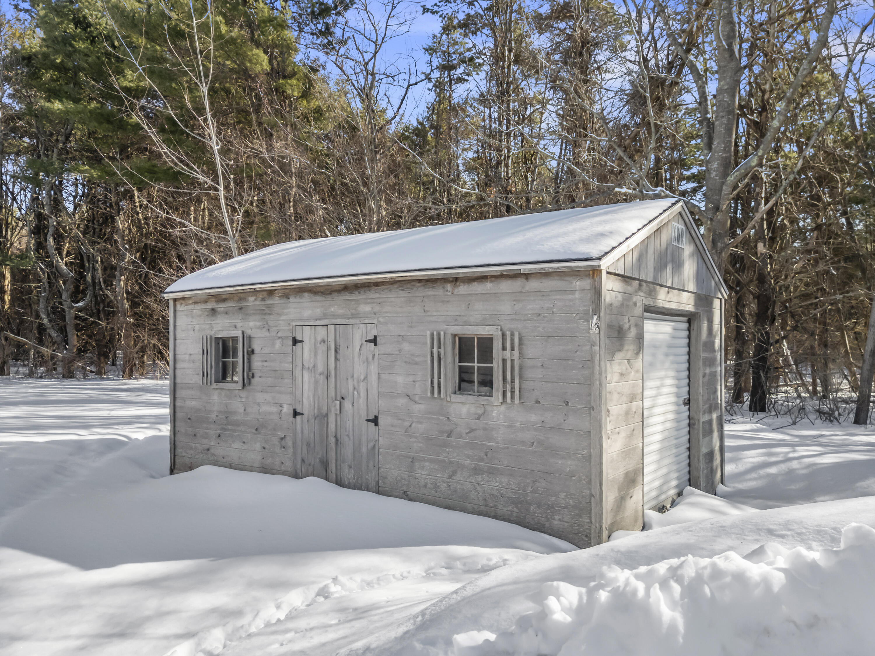 8 Days Landing Property Photo 85