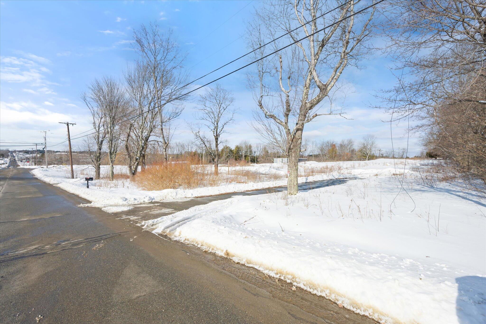 1425 Hammond Street Property Photo 3