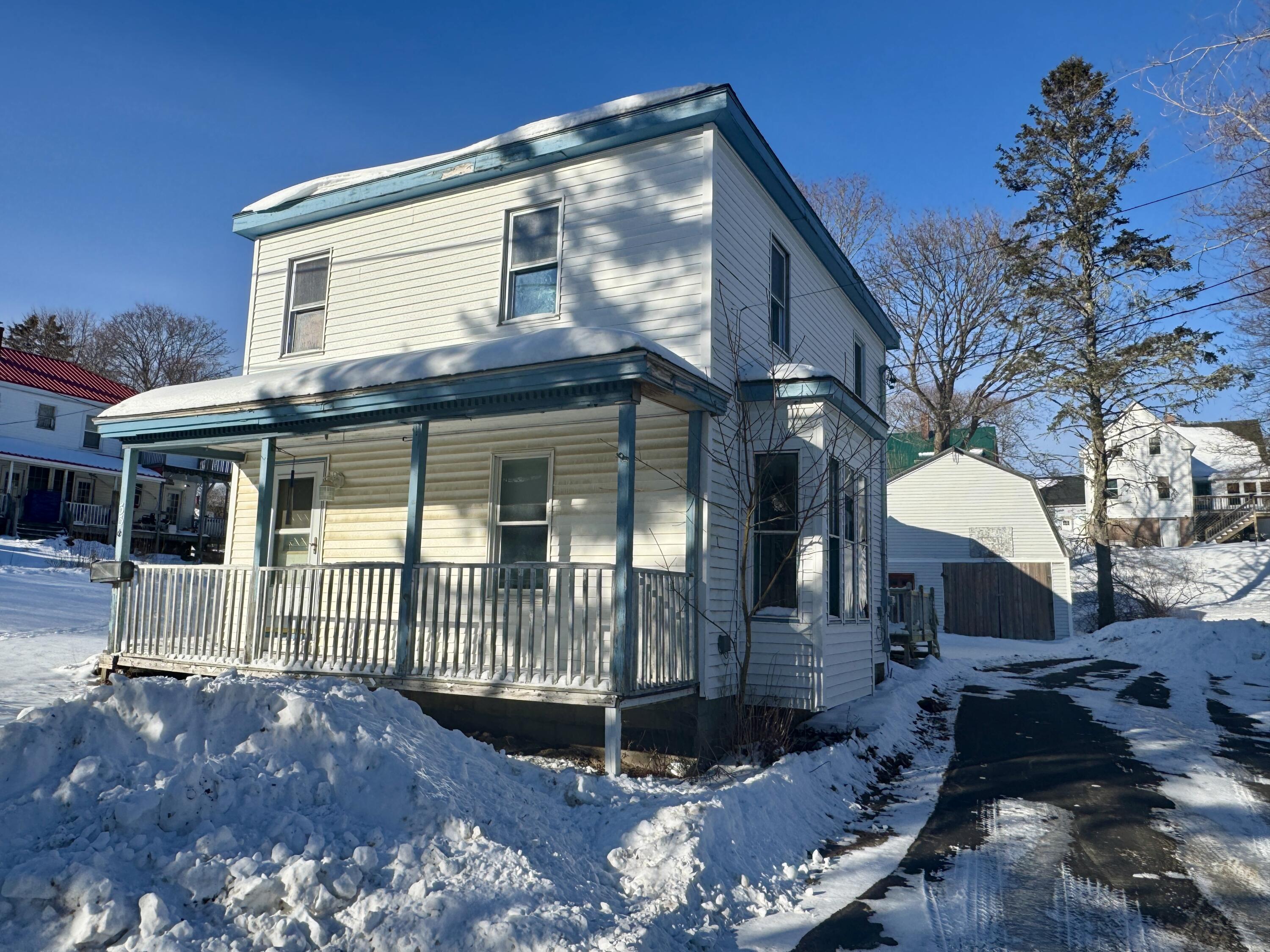 33 Third Street Property Photo 4