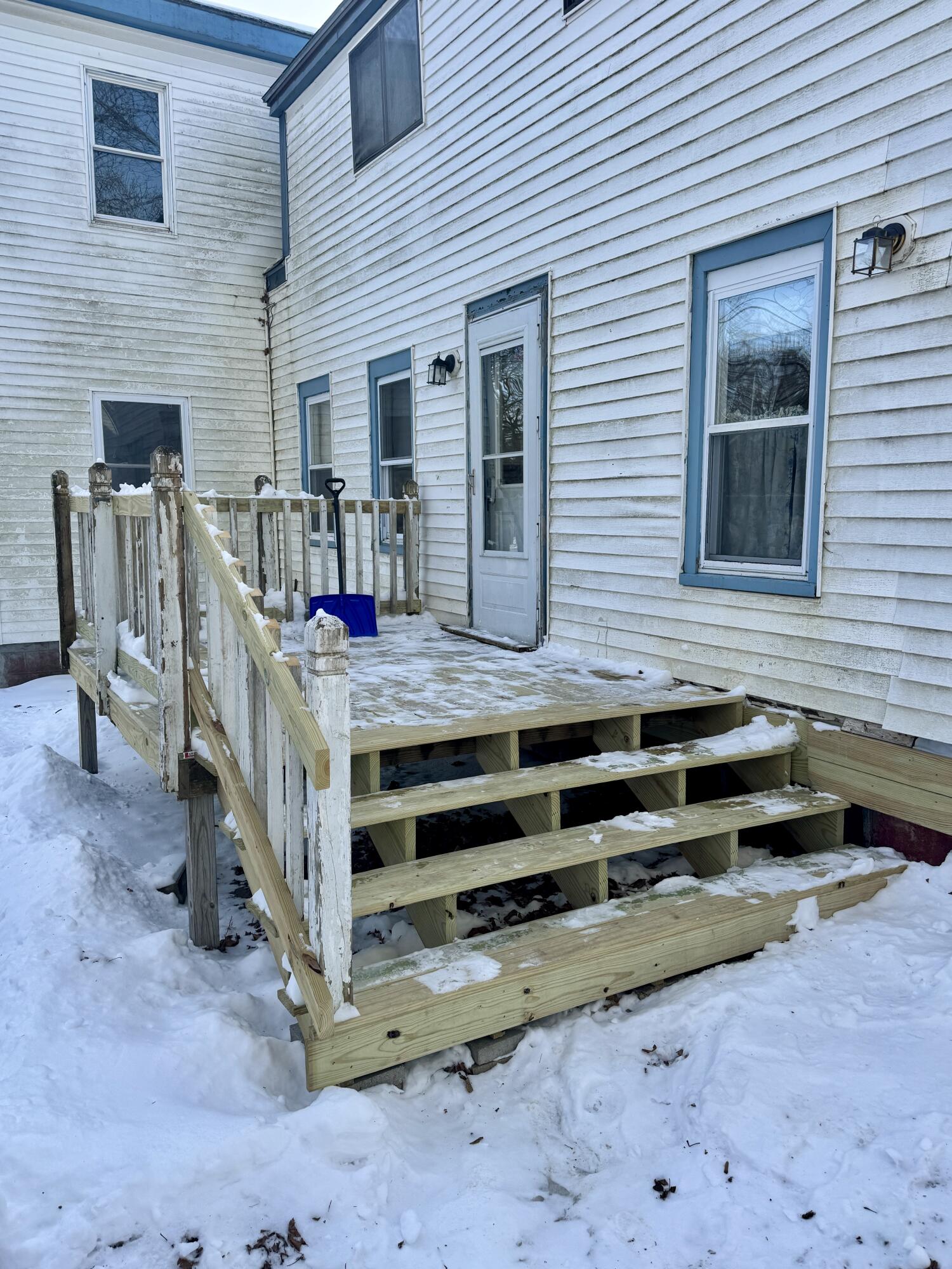33 Third Street Property Photo 5